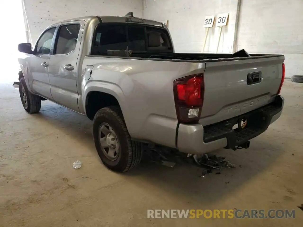 3 Photograph of a damaged car 3TYAX5GN9NT043257 TOYOTA TACOMA 2022