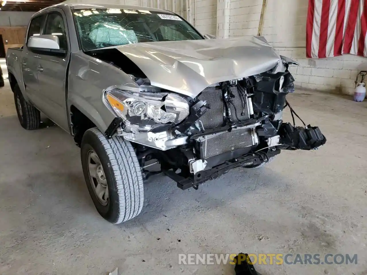 9 Photograph of a damaged car 3TYAX5GN9NT043257 TOYOTA TACOMA 2022