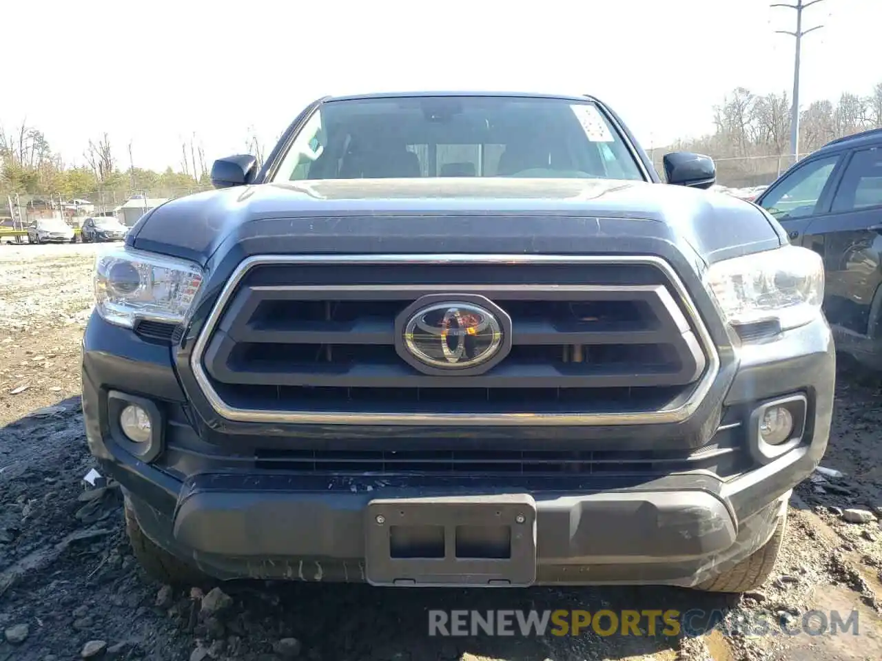 5 Photograph of a damaged car 3TYCZ5AN0NT056054 TOYOTA TACOMA 2022