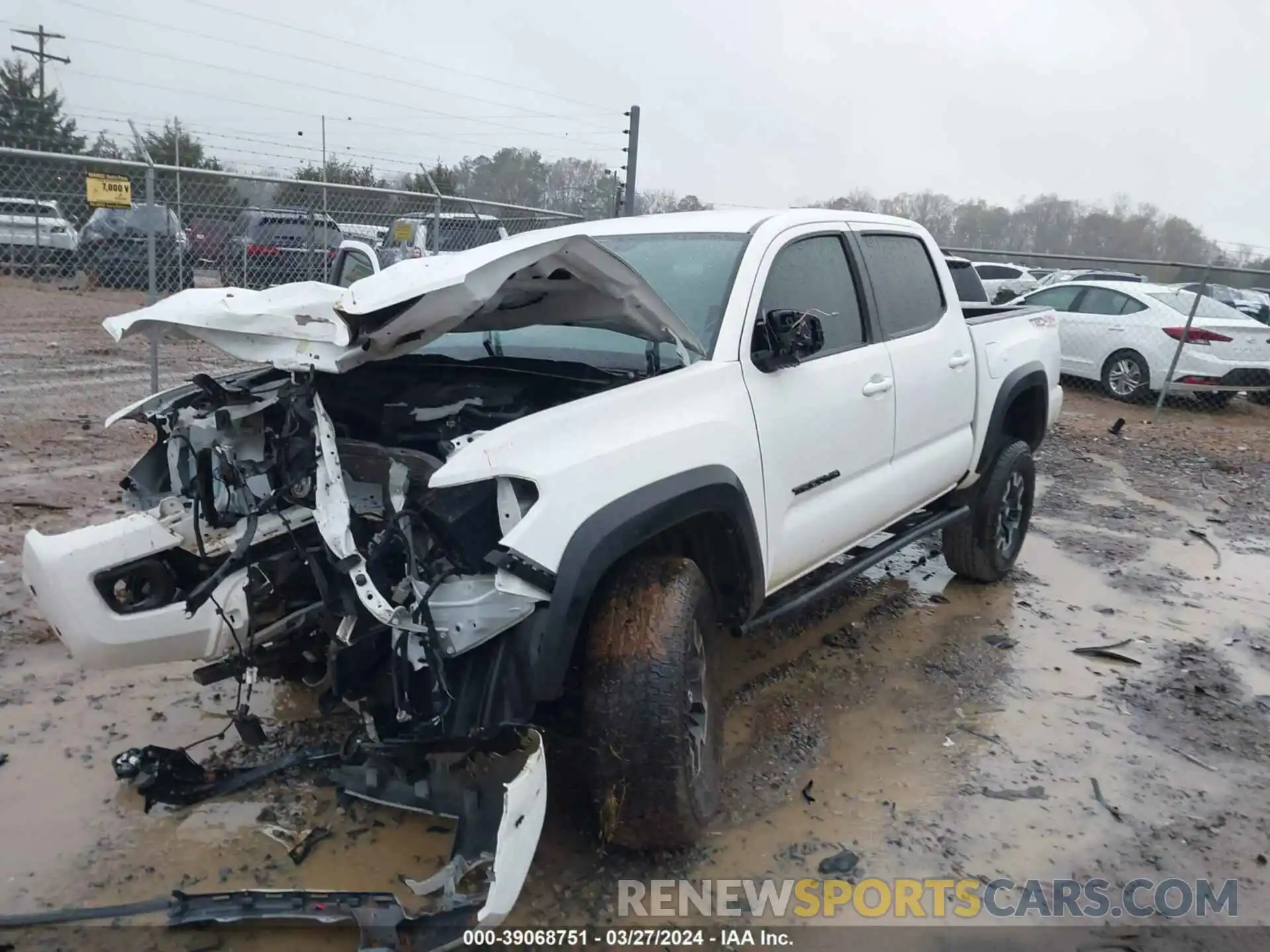 2 Photograph of a damaged car 3TYCZ5AN0NT101140 TOYOTA TACOMA 2022