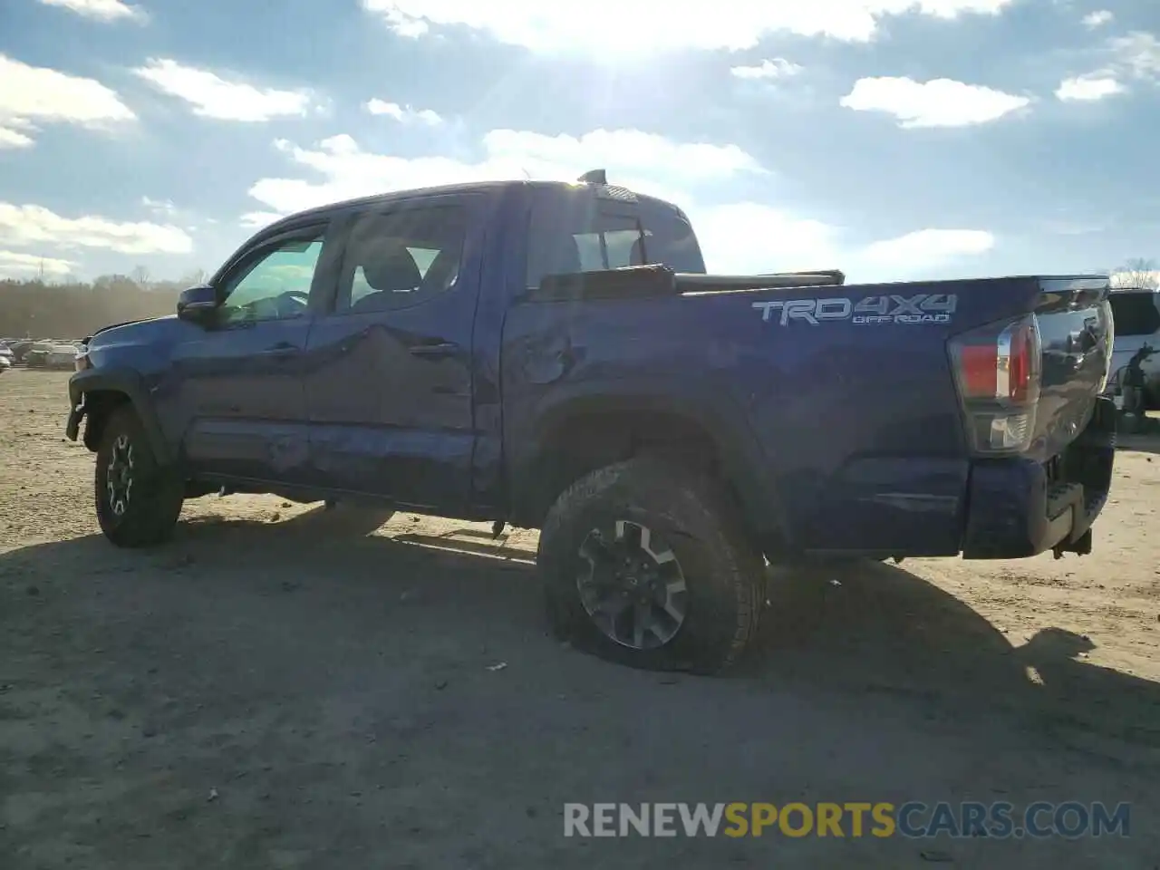 2 Photograph of a damaged car 3TYCZ5AN1NT055267 TOYOTA TACOMA 2022