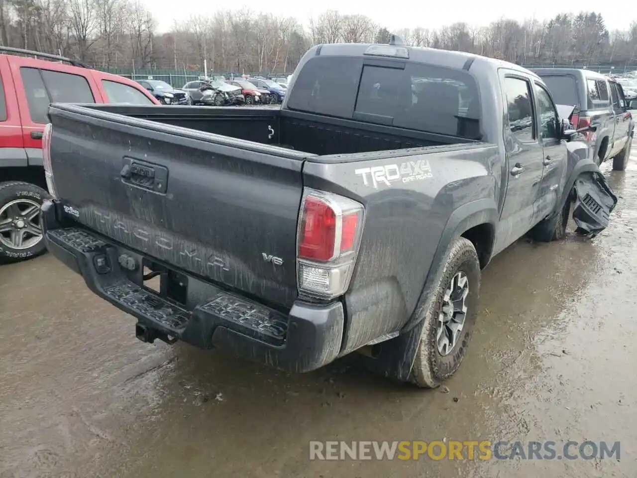 4 Photograph of a damaged car 3TYCZ5AN1NT061828 TOYOTA TACOMA 2022