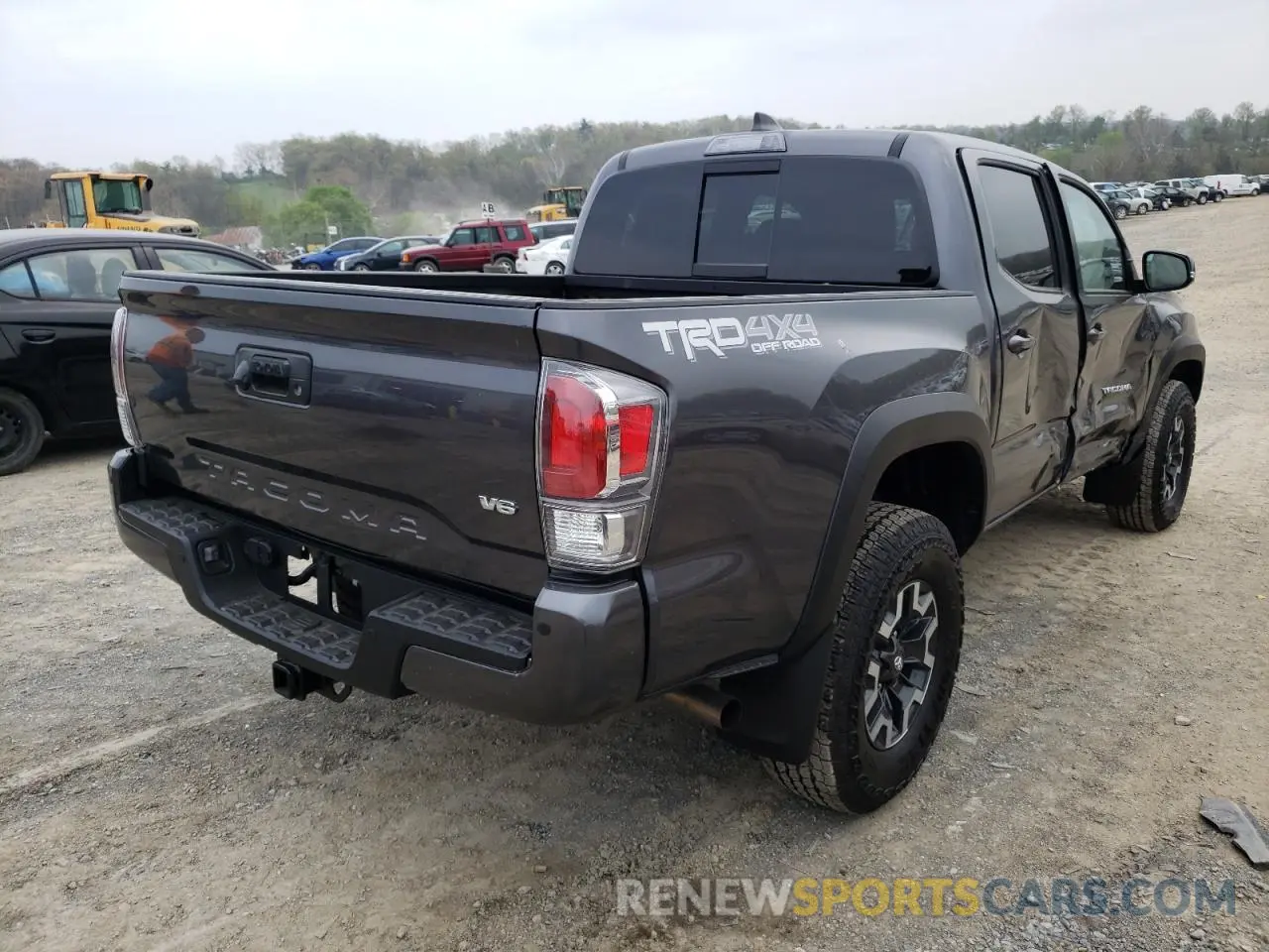 4 Photograph of a damaged car 3TYCZ5AN1NT067922 TOYOTA TACOMA 2022