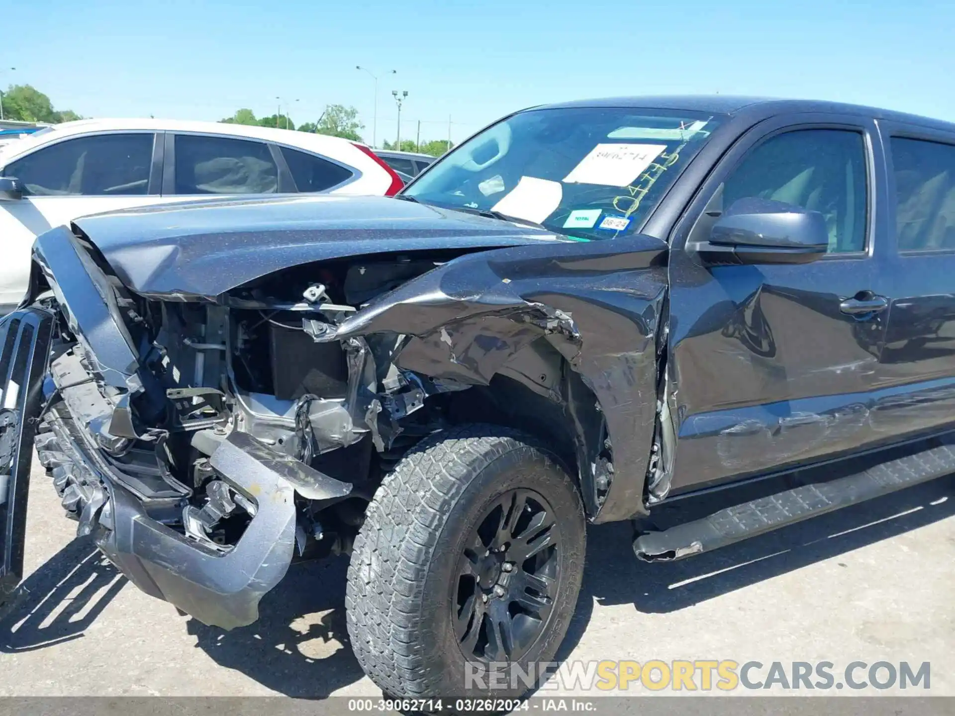 6 Photograph of a damaged car 3TYCZ5AN1NT081268 TOYOTA TACOMA 2022