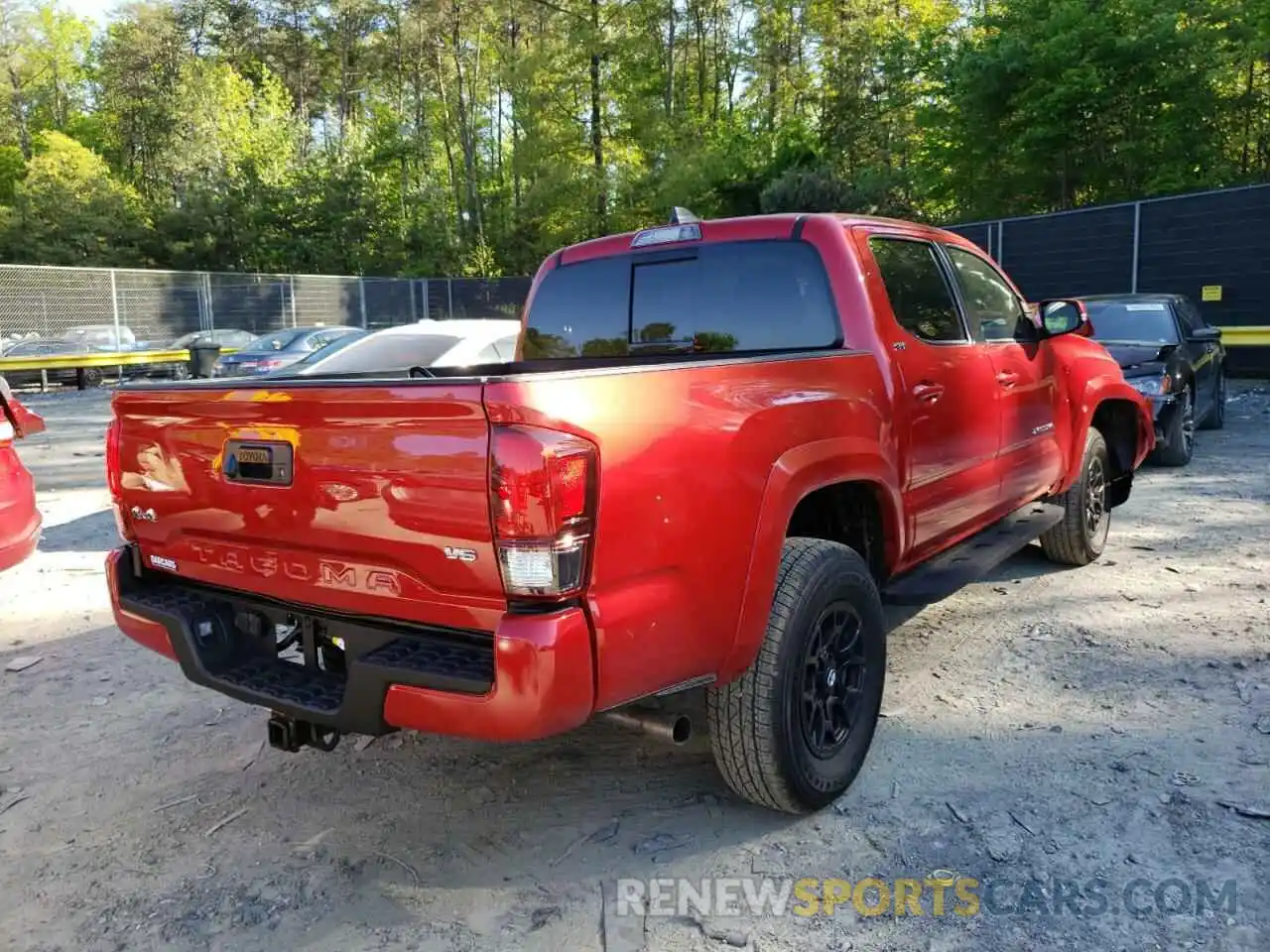 4 Photograph of a damaged car 3TYCZ5AN3NT069932 TOYOTA TACOMA 2022