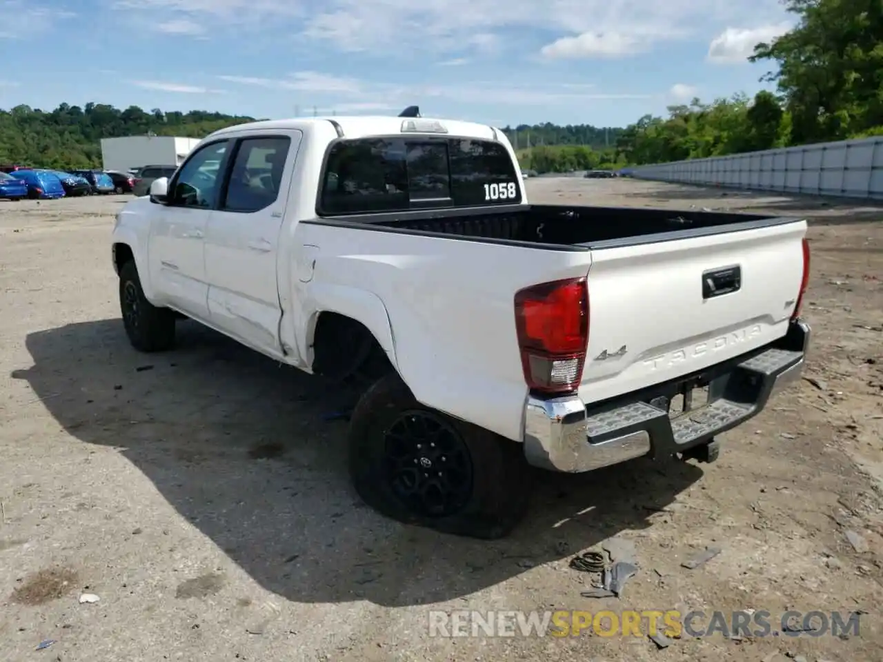 3 Photograph of a damaged car 3TYCZ5AN4NT055151 TOYOTA TACOMA 2022