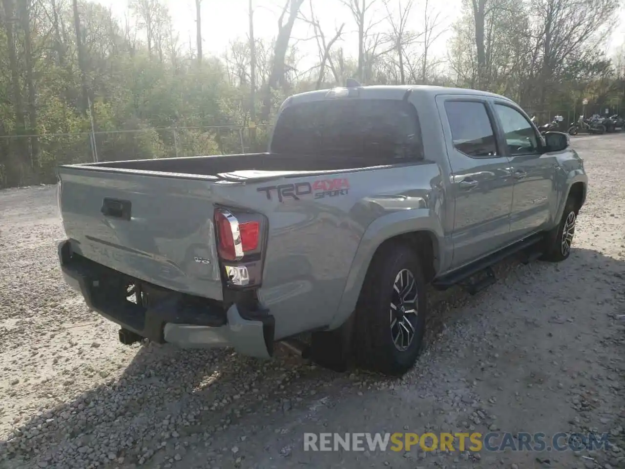 4 Photograph of a damaged car 3TYCZ5AN6NT071187 TOYOTA TACOMA 2022