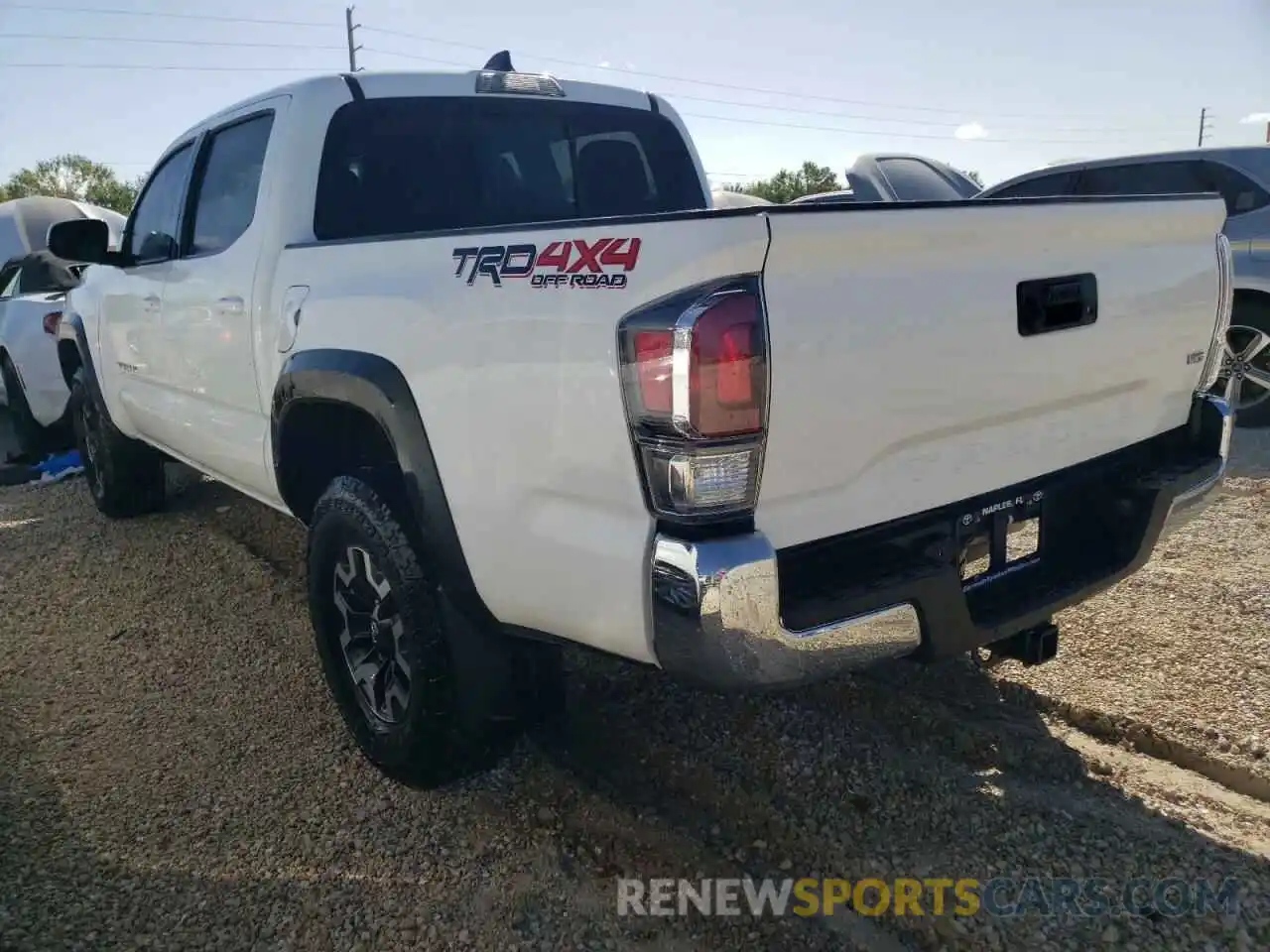 3 Photograph of a damaged car 3TYCZ5AN6NT088507 TOYOTA TACOMA 2022