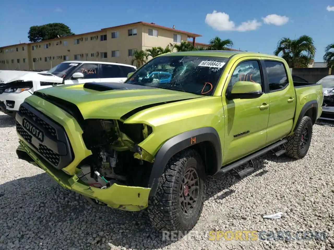 2 Photograph of a damaged car 3TYCZ5AN8NT094115 TOYOTA TACOMA 2022