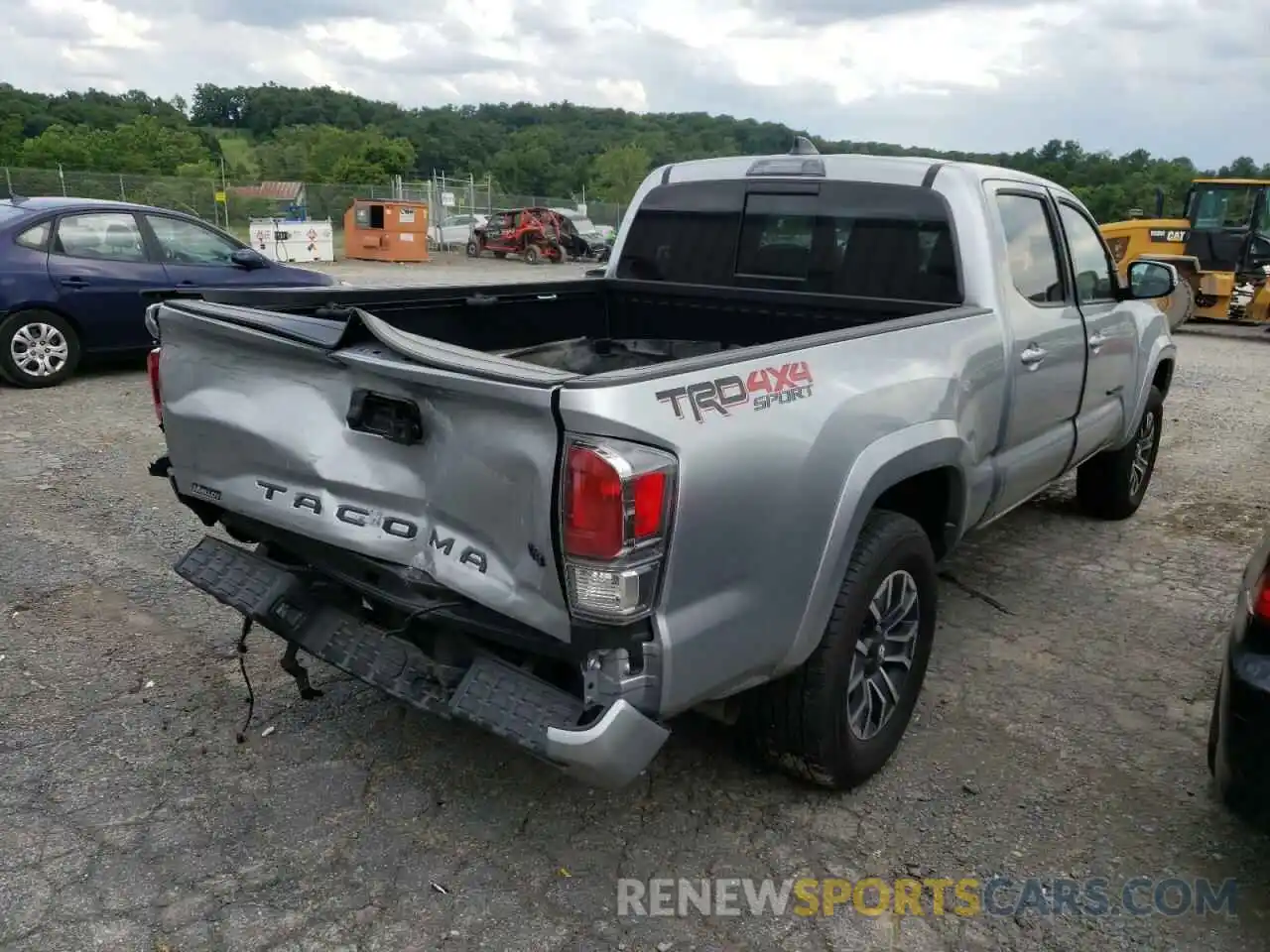 4 Photograph of a damaged car 3TYDZ5BN1NT006184 TOYOTA TACOMA 2022