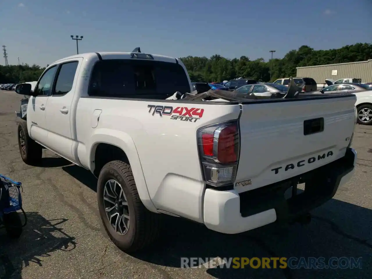 3 Photograph of a damaged car 3TYDZ5BN4NT012741 TOYOTA TACOMA 2022