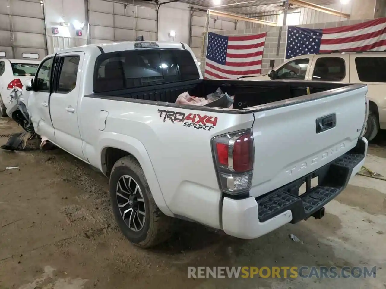 3 Photograph of a damaged car 3TYDZ5BN5NT005538 TOYOTA TACOMA 2022