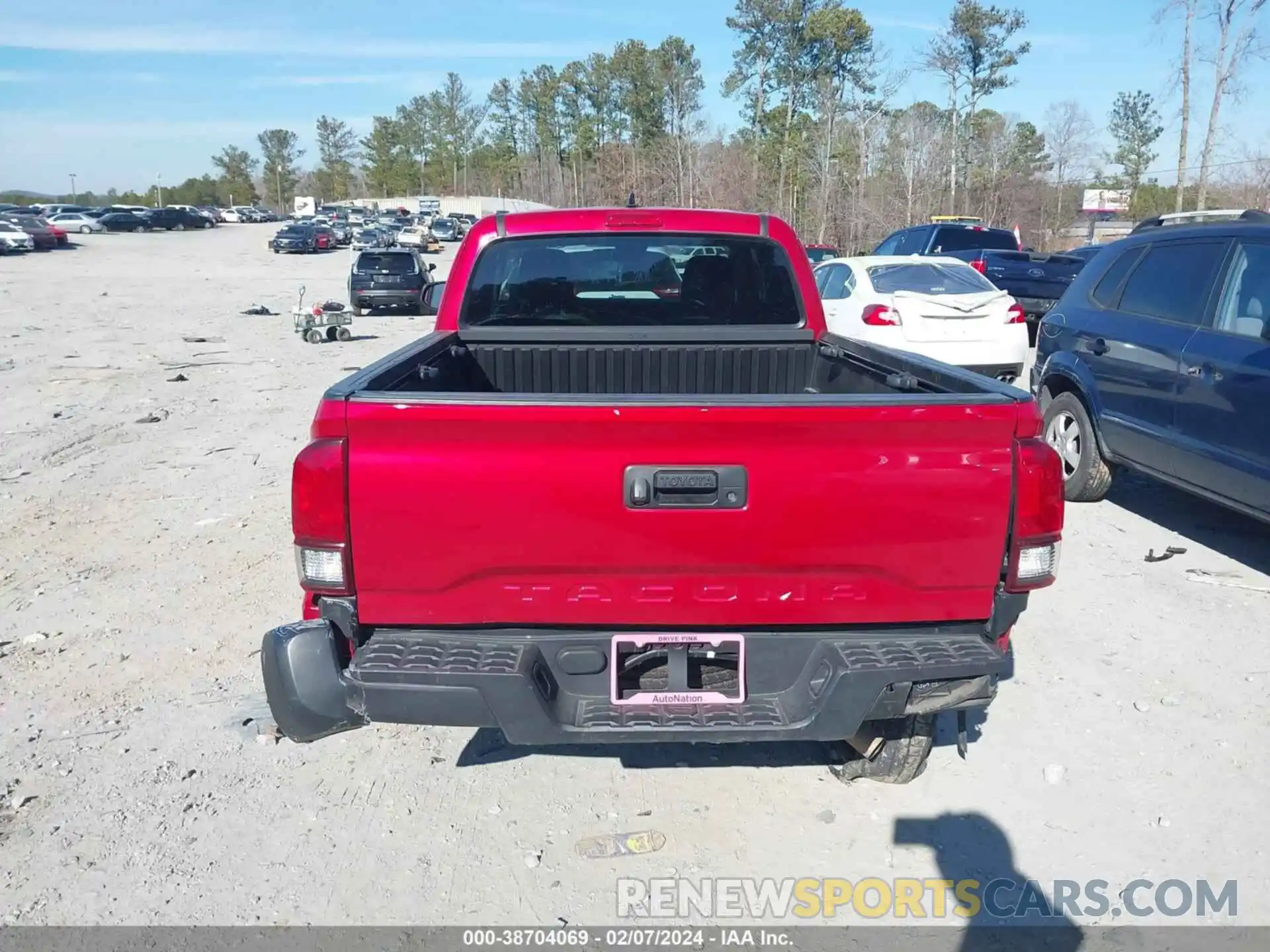 16 Photograph of a damaged car 3TYRX5GN1NT056104 TOYOTA TACOMA 2022