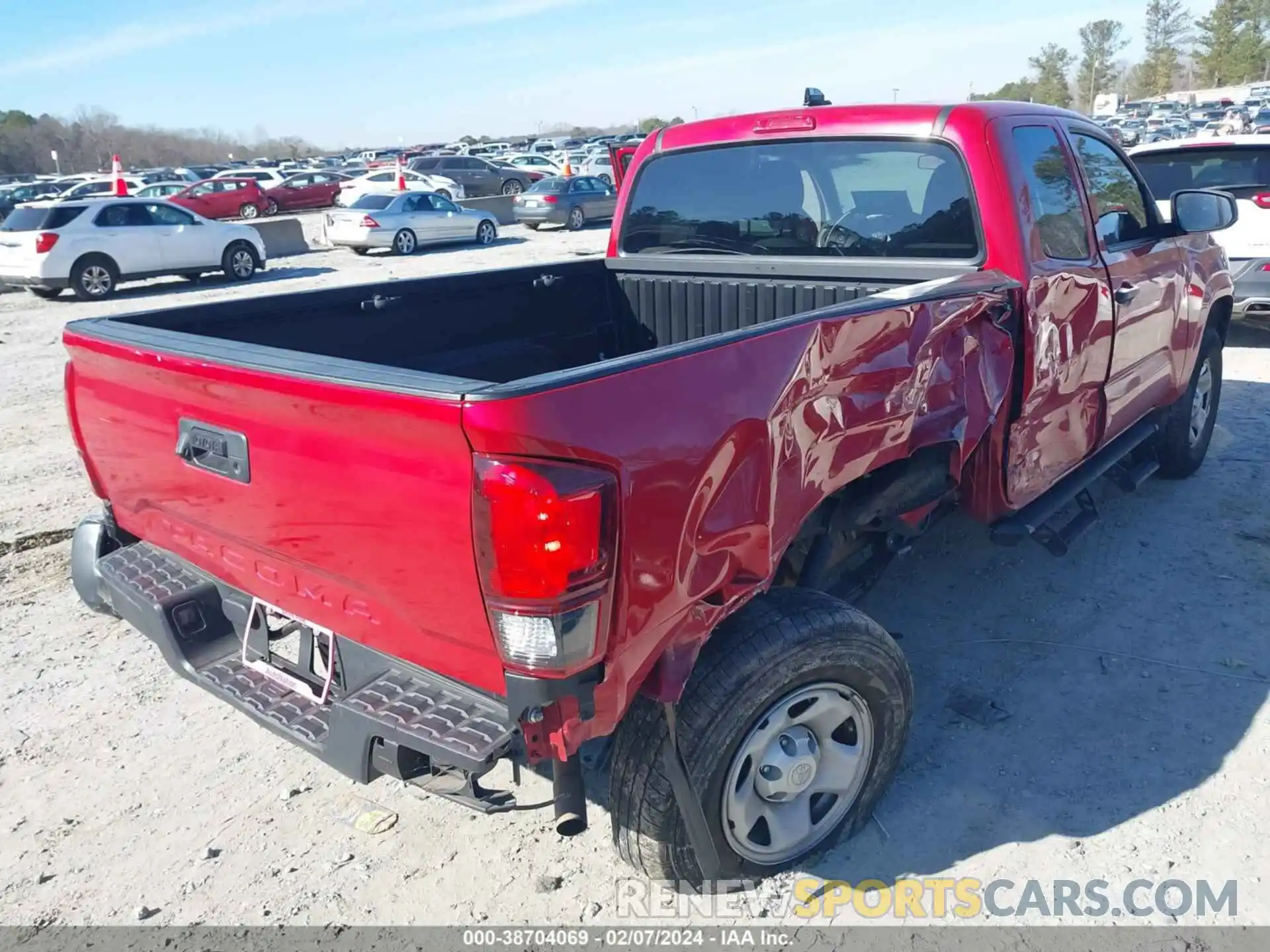 6 Photograph of a damaged car 3TYRX5GN1NT056104 TOYOTA TACOMA 2022