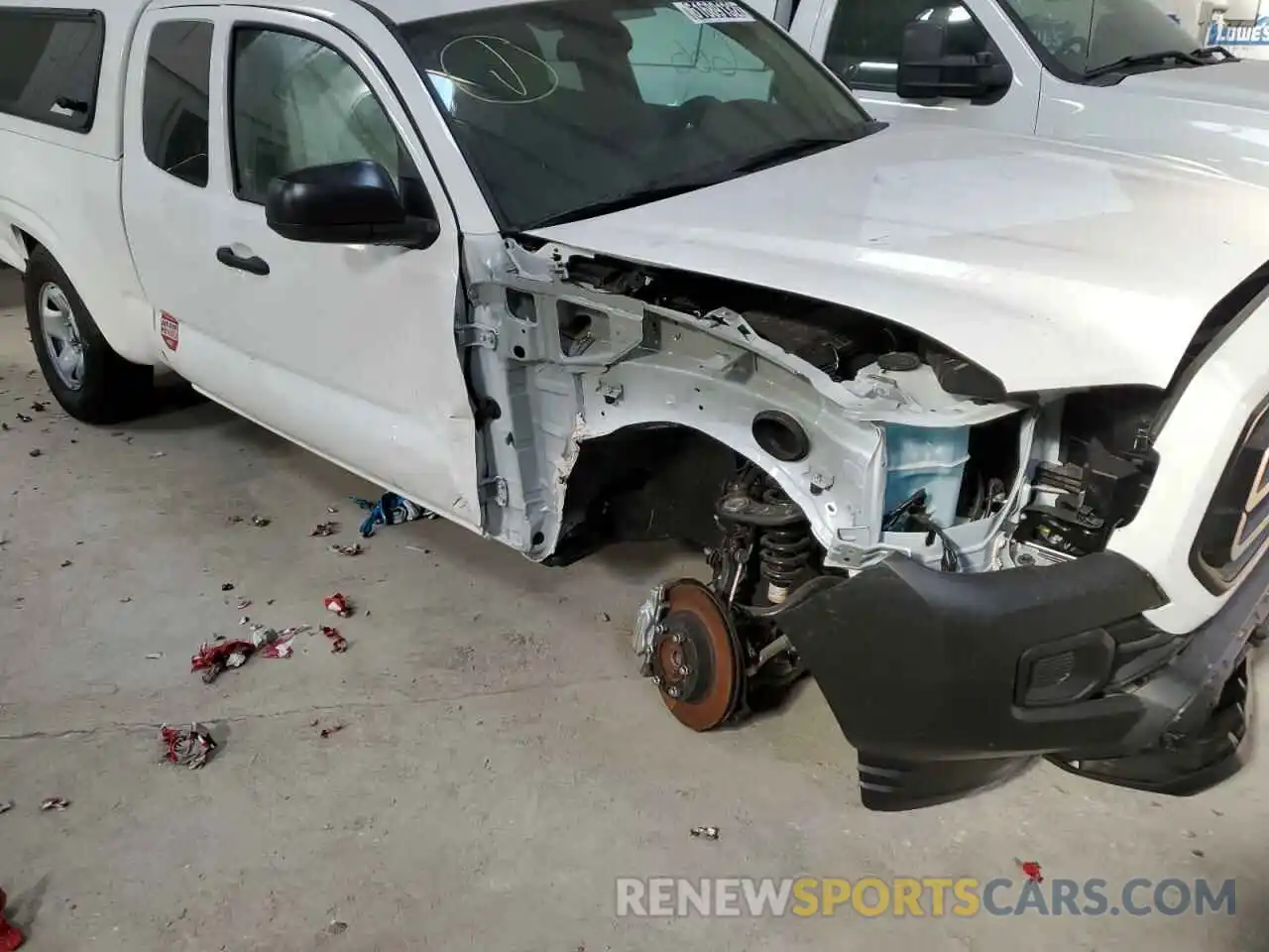 9 Photograph of a damaged car 3TYRX5GN5NT050743 TOYOTA TACOMA 2022