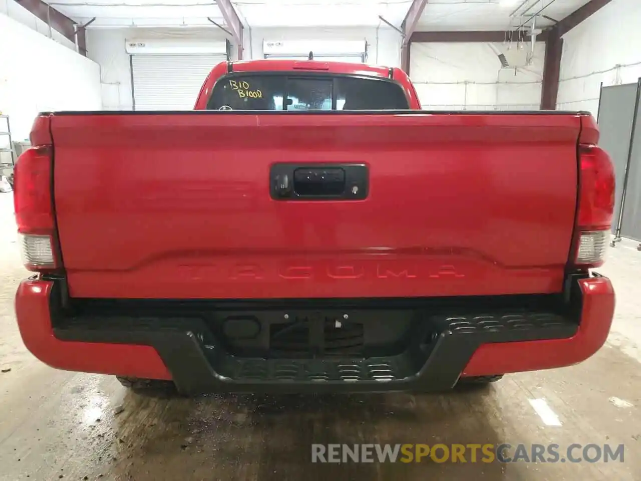 6 Photograph of a damaged car 3TYRX5GN7NT066653 TOYOTA TACOMA 2022