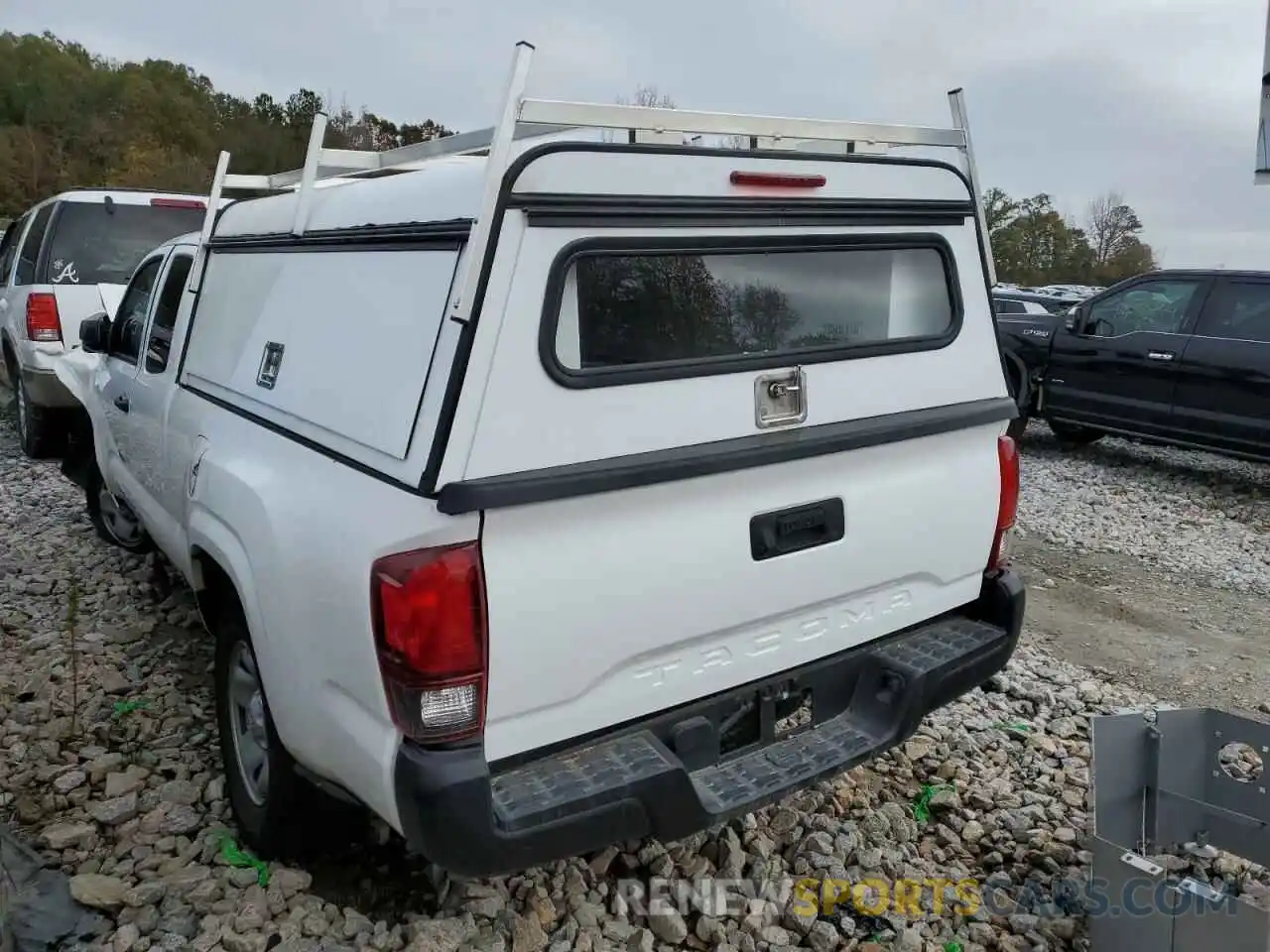 2 Photograph of a damaged car 3TYRX5GN8NT057573 TOYOTA TACOMA 2022