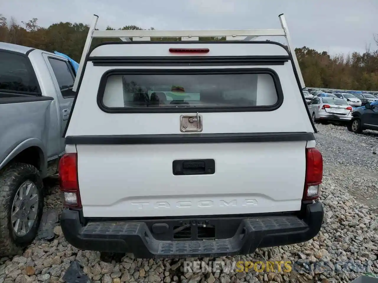 6 Photograph of a damaged car 3TYRX5GN8NT057573 TOYOTA TACOMA 2022