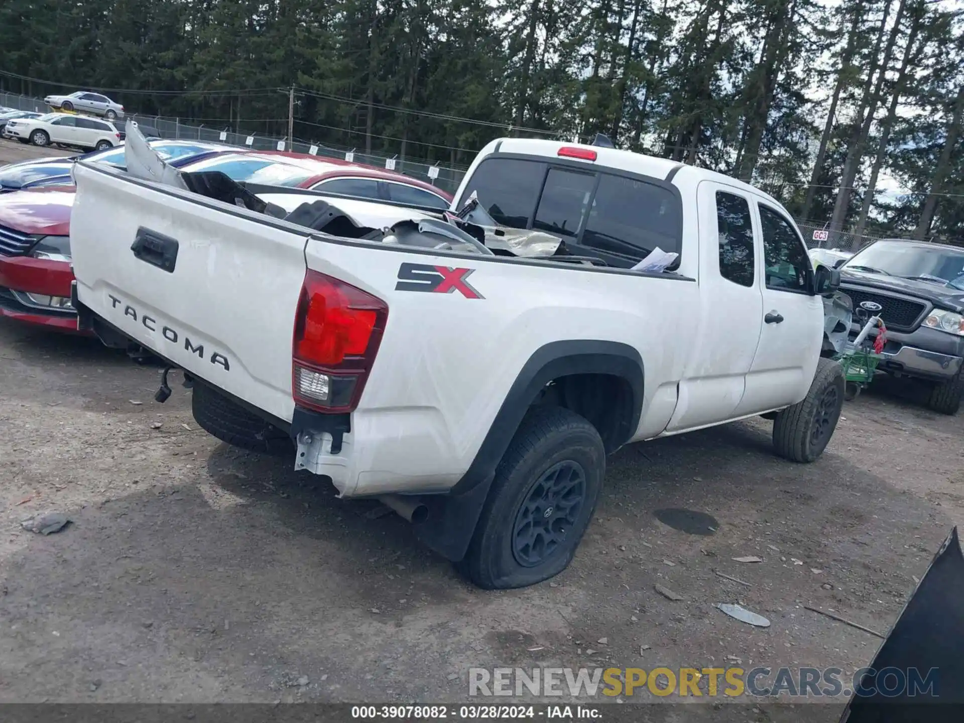 4 Photograph of a damaged car 3TYRZ5CN6NT016293 TOYOTA TACOMA 2022