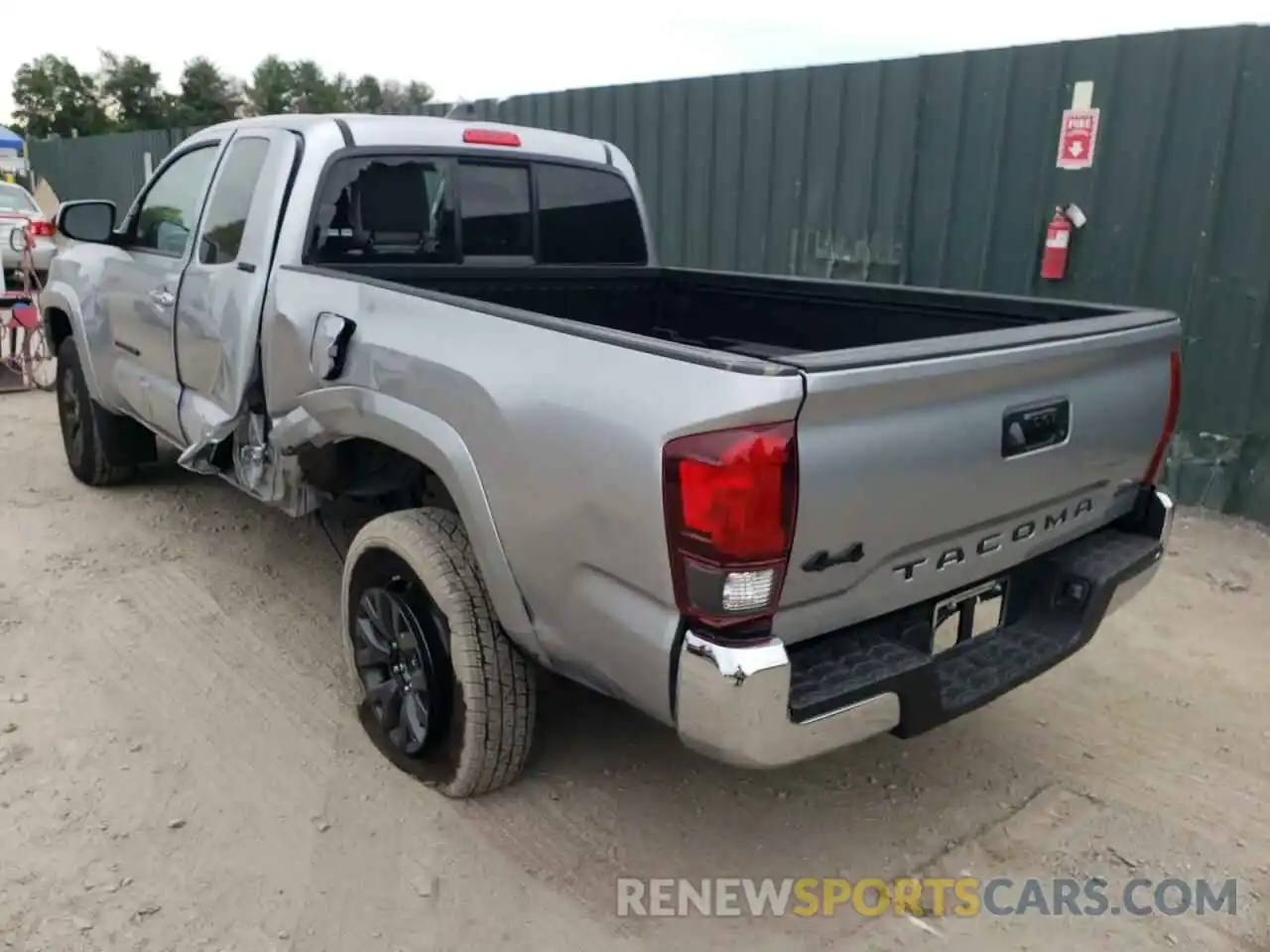 3 Photograph of a damaged car 3TYSX5EN3NT013582 TOYOTA TACOMA 2022