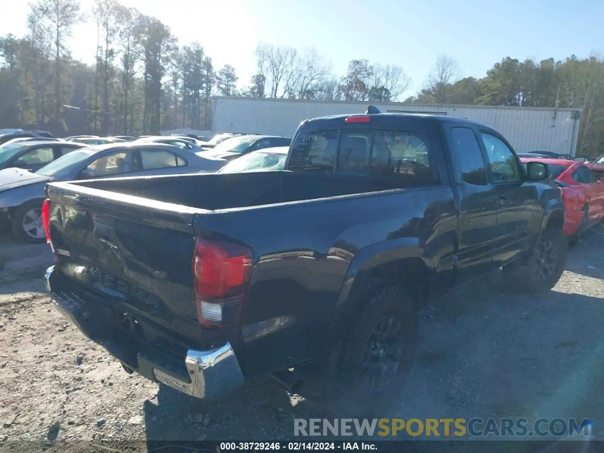 4 Photograph of a damaged car 3TYSX5EN7NT013276 TOYOTA TACOMA 2022