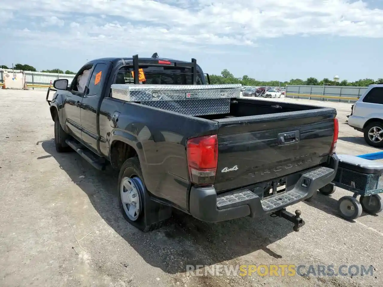 3 Photograph of a damaged car 3TYSX5EN8NT011388 TOYOTA TACOMA 2022