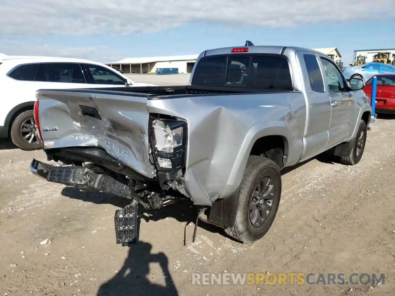 4 Photograph of a damaged car 3TYSX5EN9NT012615 TOYOTA TACOMA 2022