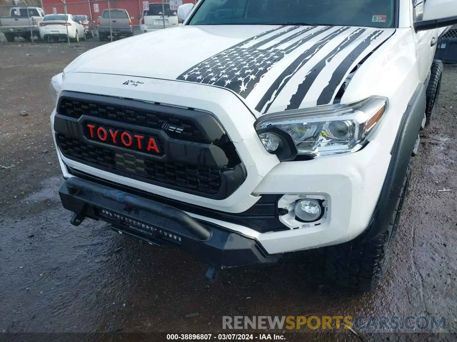 19 Photograph of a damaged car 3TYSX5EN9NT014252 TOYOTA TACOMA 2022