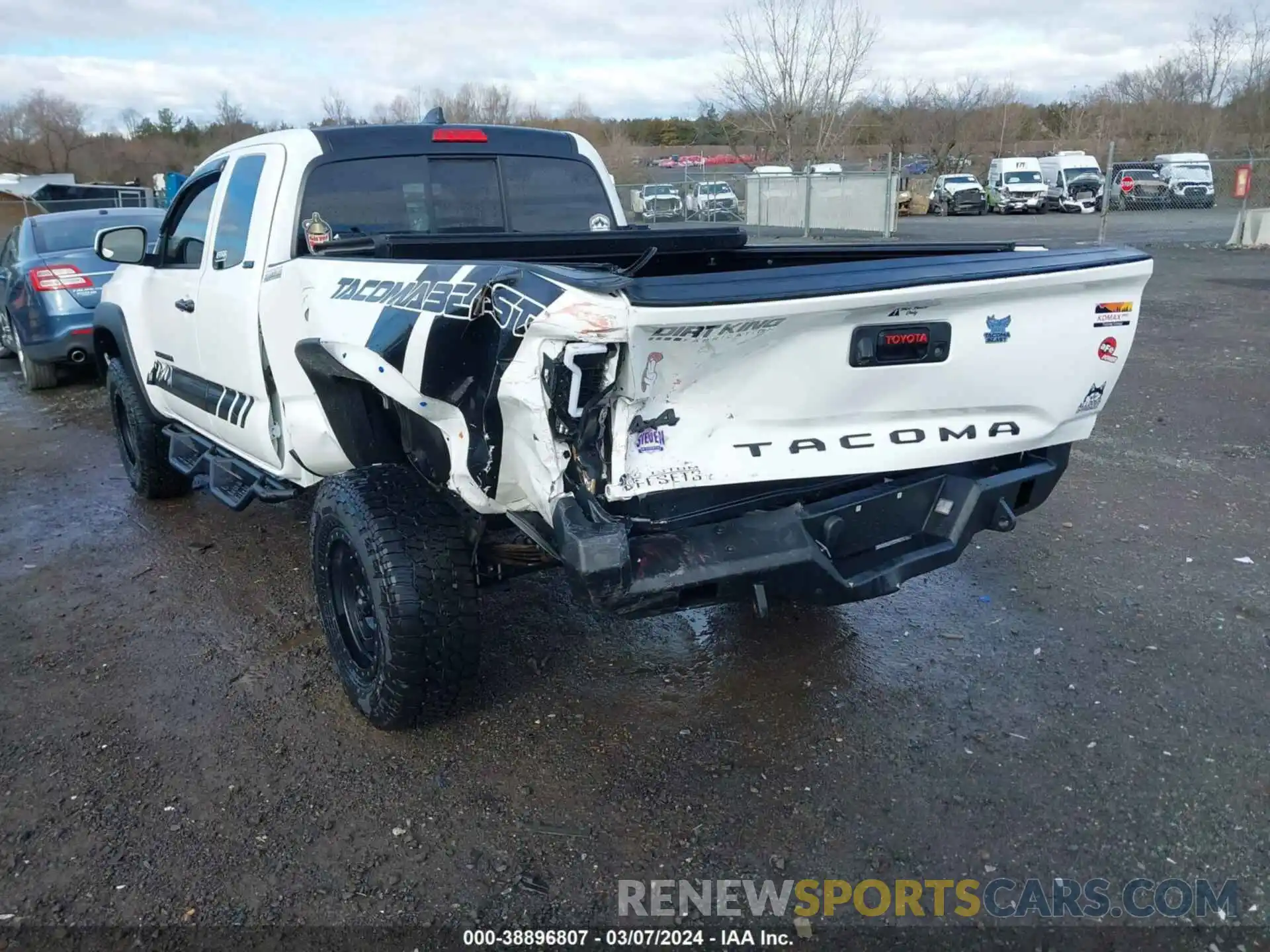 6 Photograph of a damaged car 3TYSX5EN9NT014252 TOYOTA TACOMA 2022