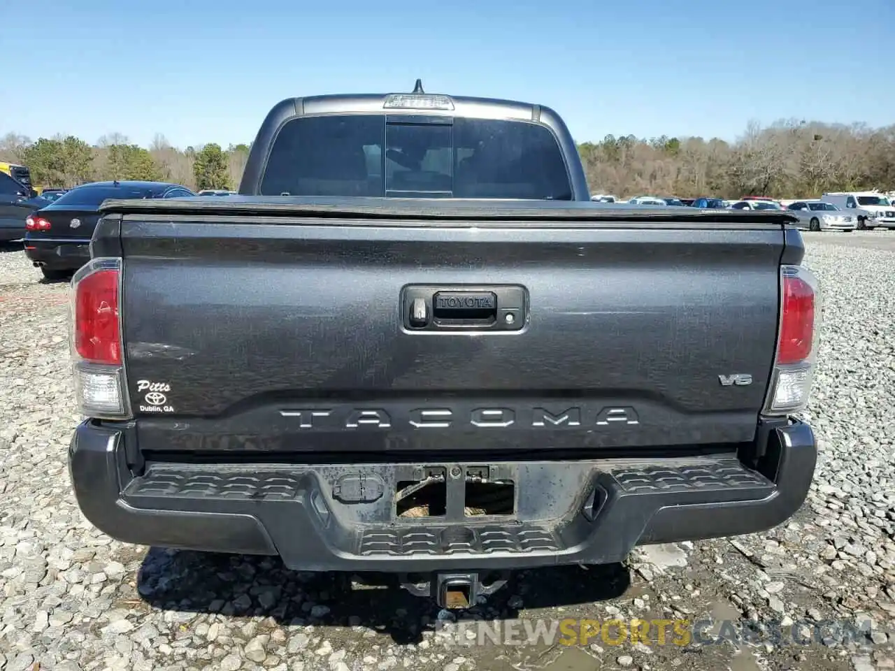 6 Photograph of a damaged car 3TMAZ5CN1PM208183 TOYOTA TACOMA 2023