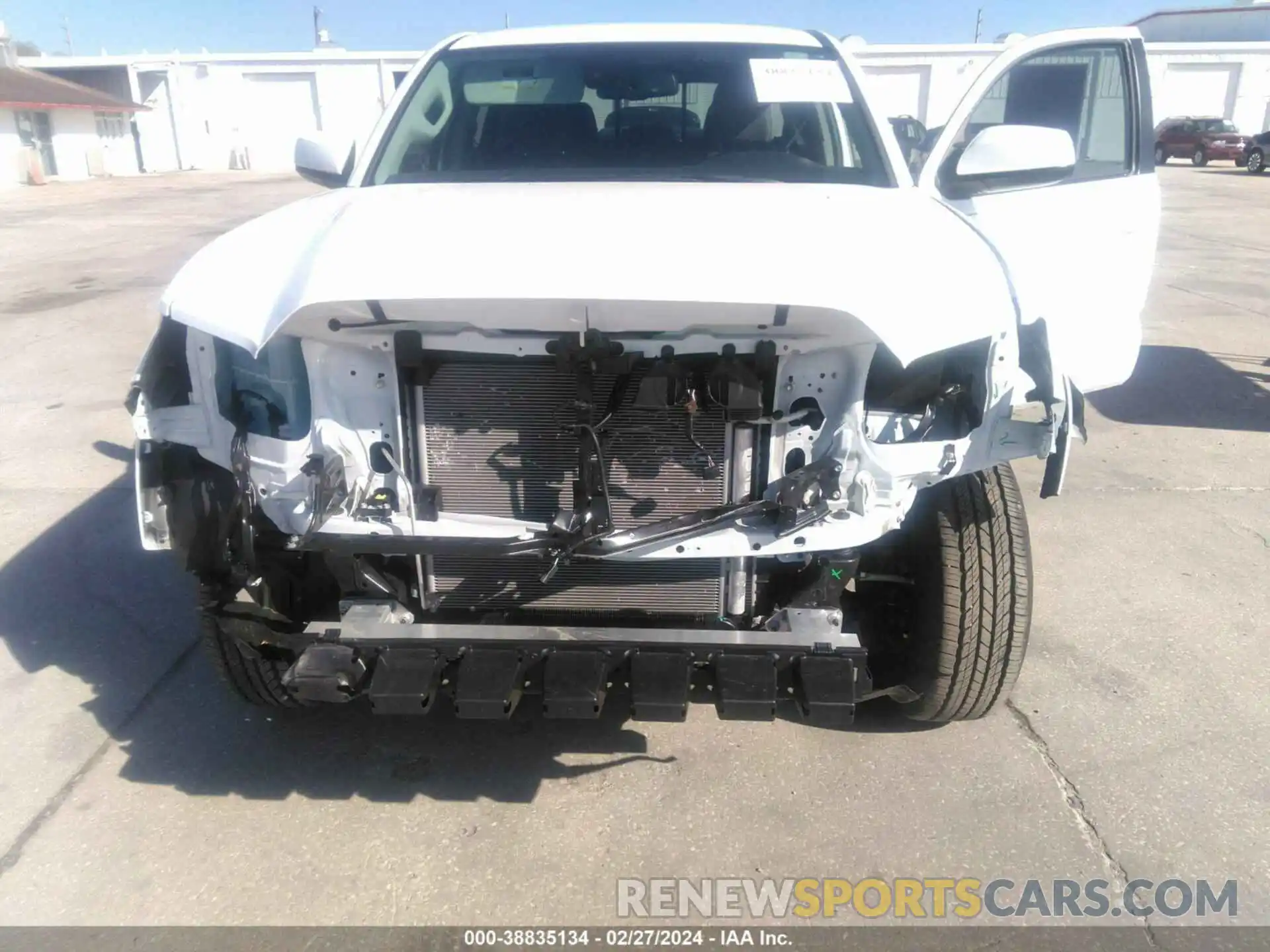 6 Photograph of a damaged car 3TMAZ5CN2PM210766 TOYOTA TACOMA 2023