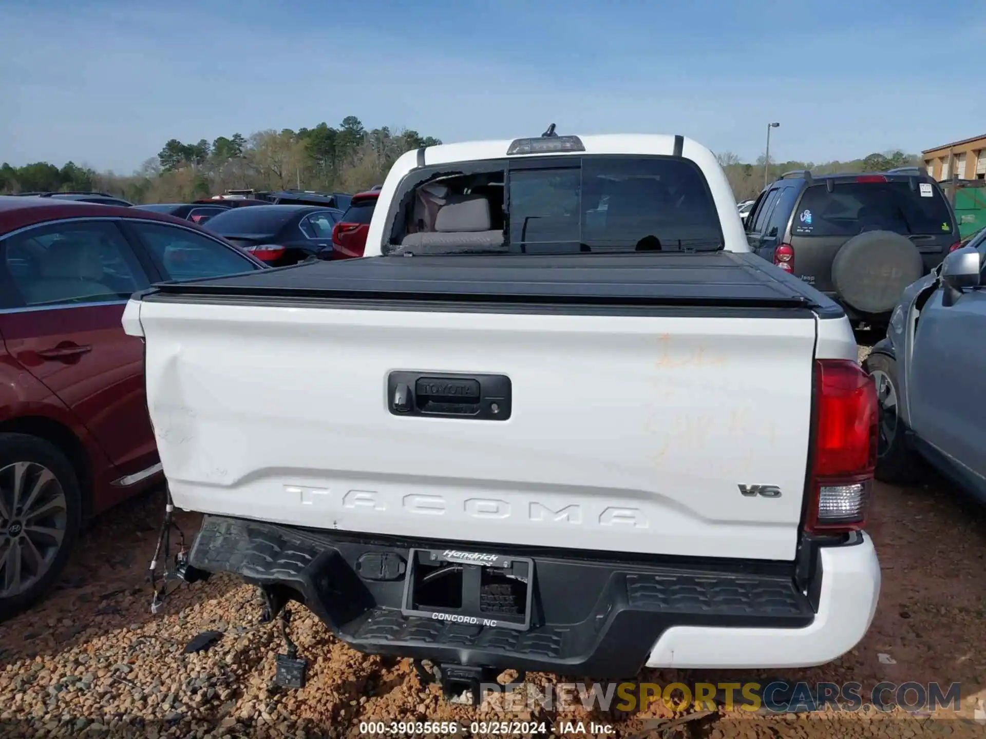 16 Photograph of a damaged car 3TMAZ5CN7PM217373 TOYOTA TACOMA 2023