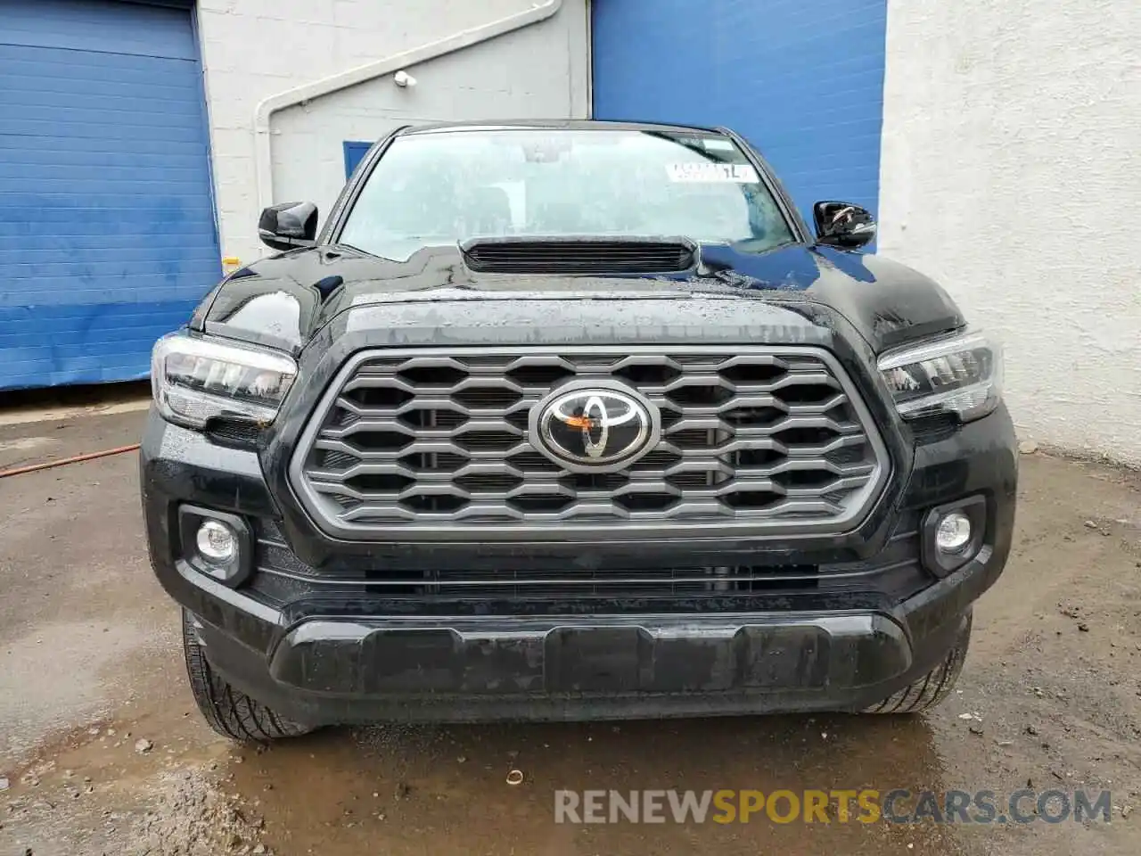 5 Photograph of a damaged car 3TMAZ5CN8PM213123 TOYOTA TACOMA 2023