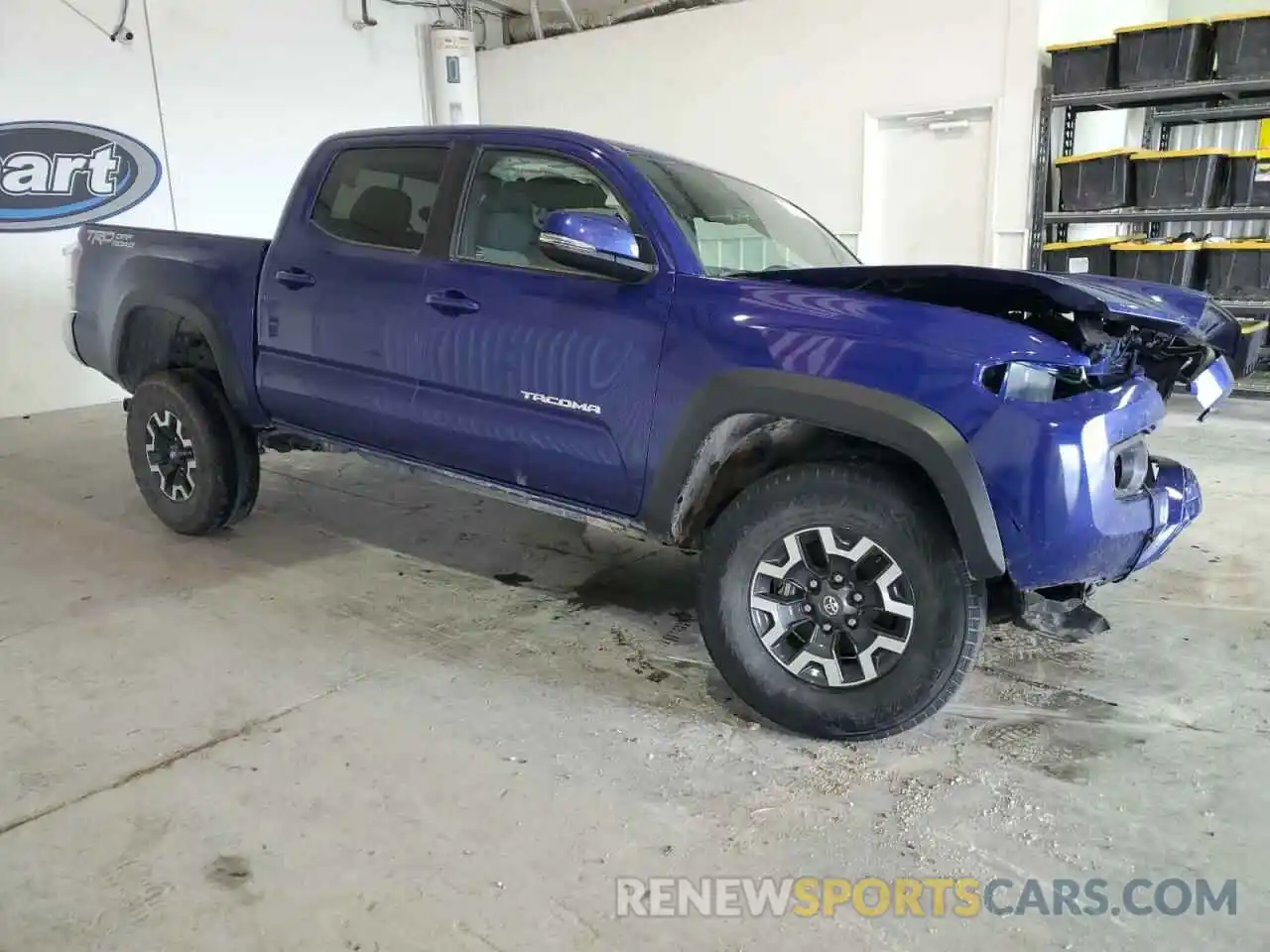 4 Photograph of a damaged car 3TMAZ5CNXPM199046 TOYOTA TACOMA 2023