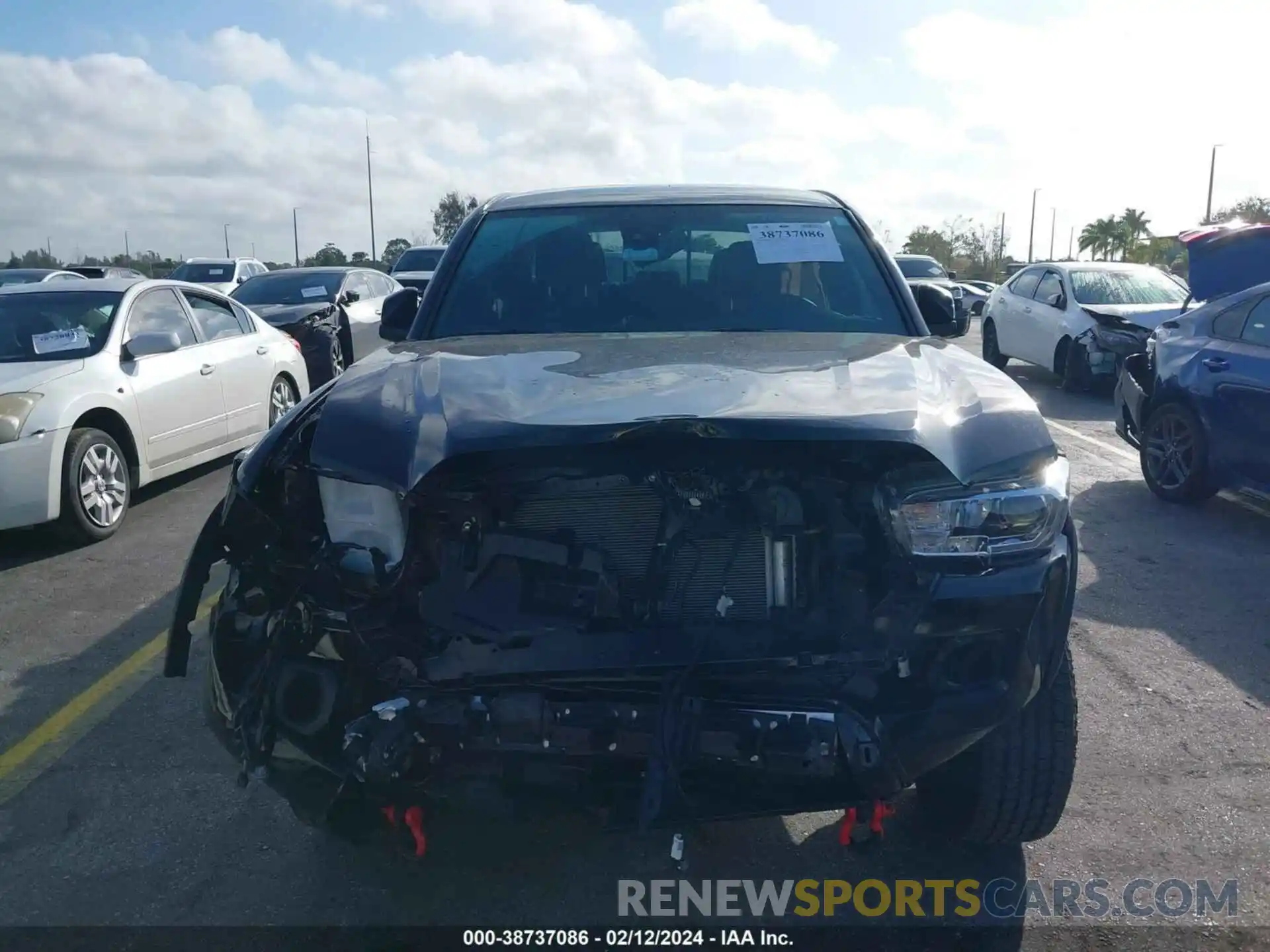 6 Photograph of a damaged car 3TMAZ5CNXPM213995 TOYOTA TACOMA 2023