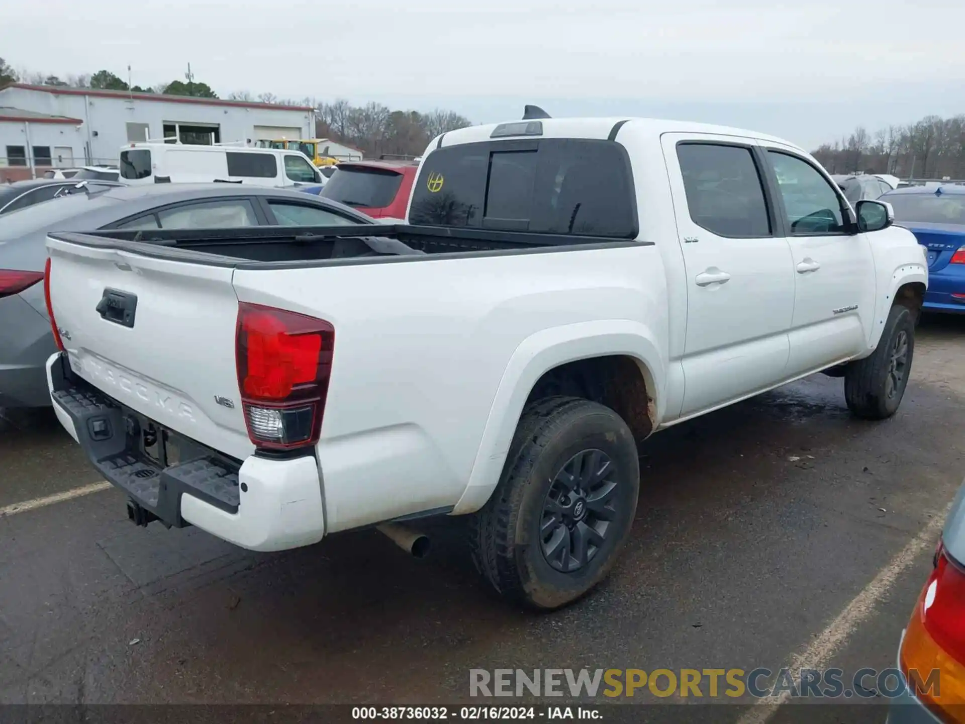 4 Фотография поврежденного автомобиля 3TMCZ5AN1PM561289 TOYOTA TACOMA 2023