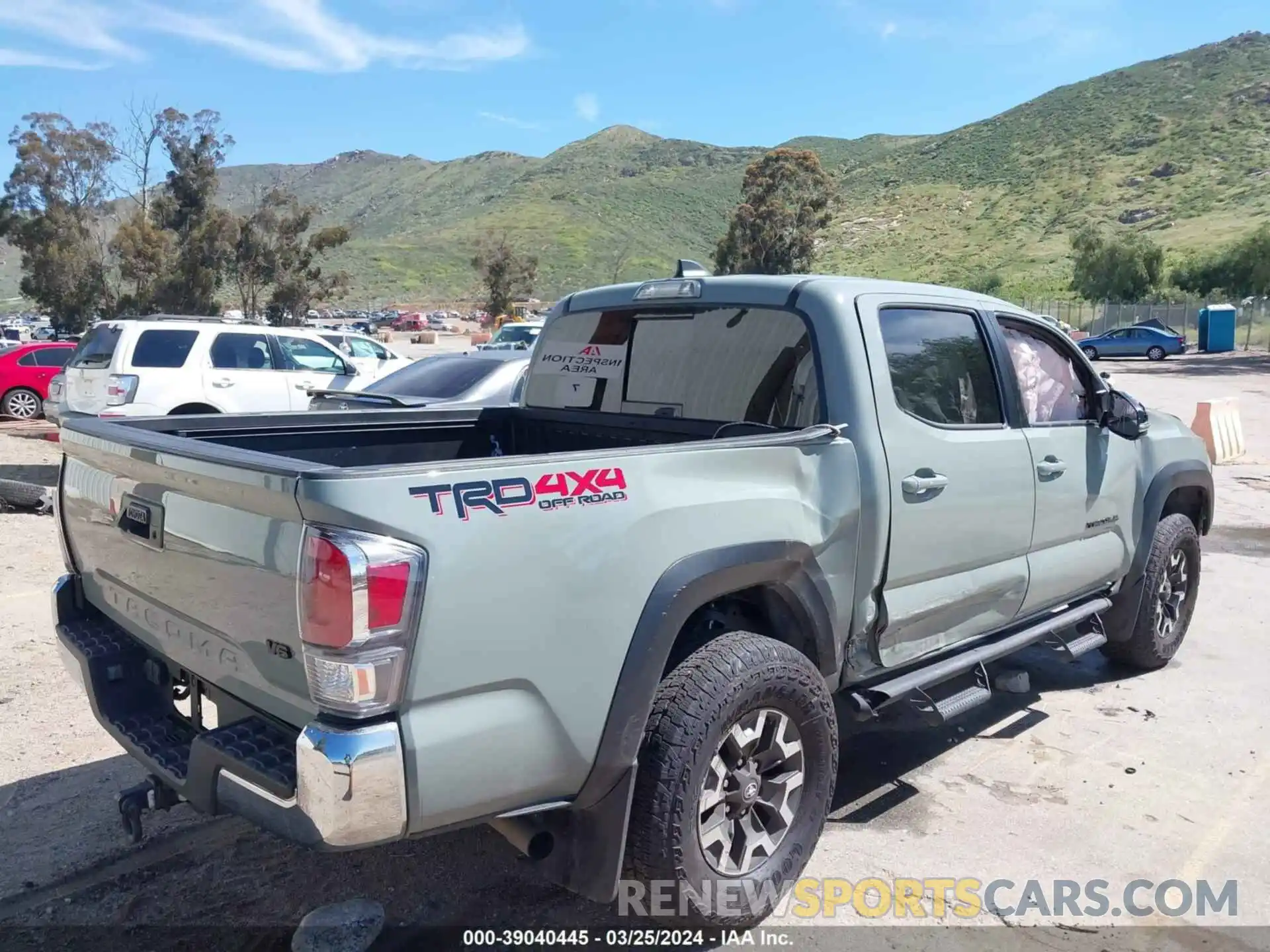 4 Photograph of a damaged car 3TMCZ5AN1PM569165 TOYOTA TACOMA 2023