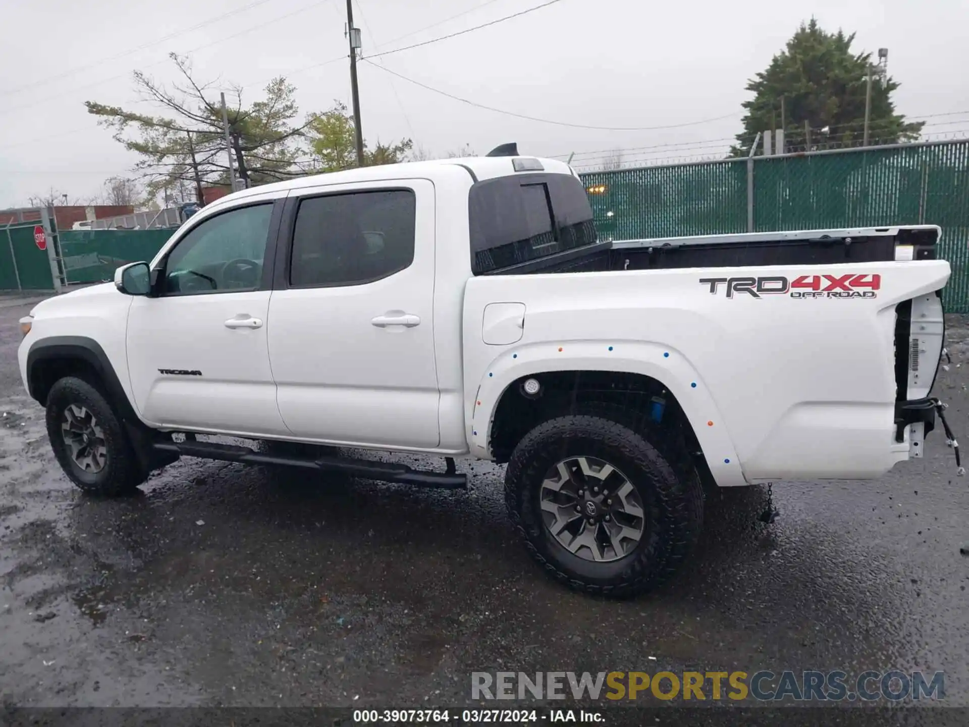 15 Photograph of a damaged car 3TMCZ5AN2PM604697 TOYOTA TACOMA 2023