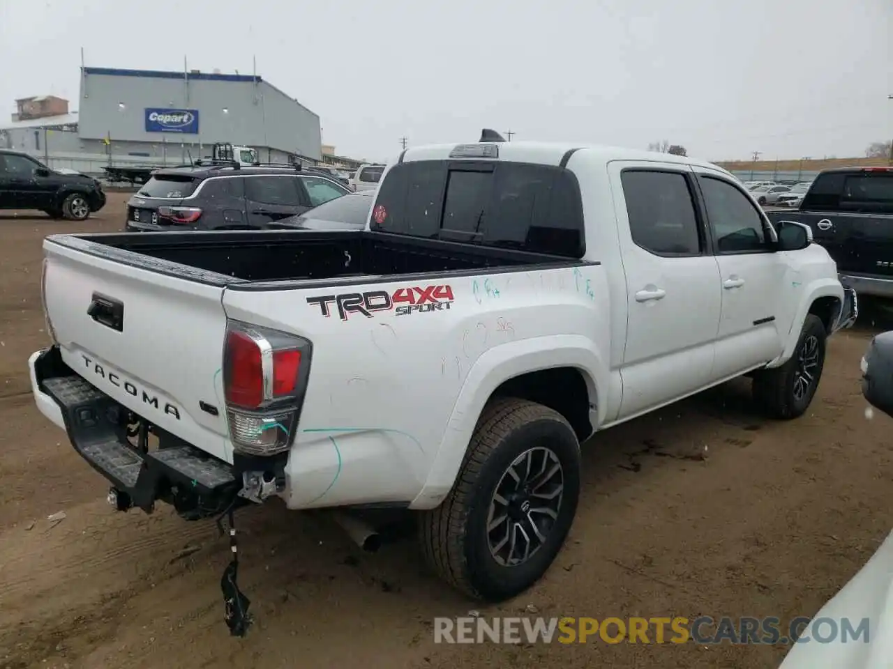 3 Фотография поврежденного автомобиля 3TMCZ5AN3PM627177 TOYOTA TACOMA 2023