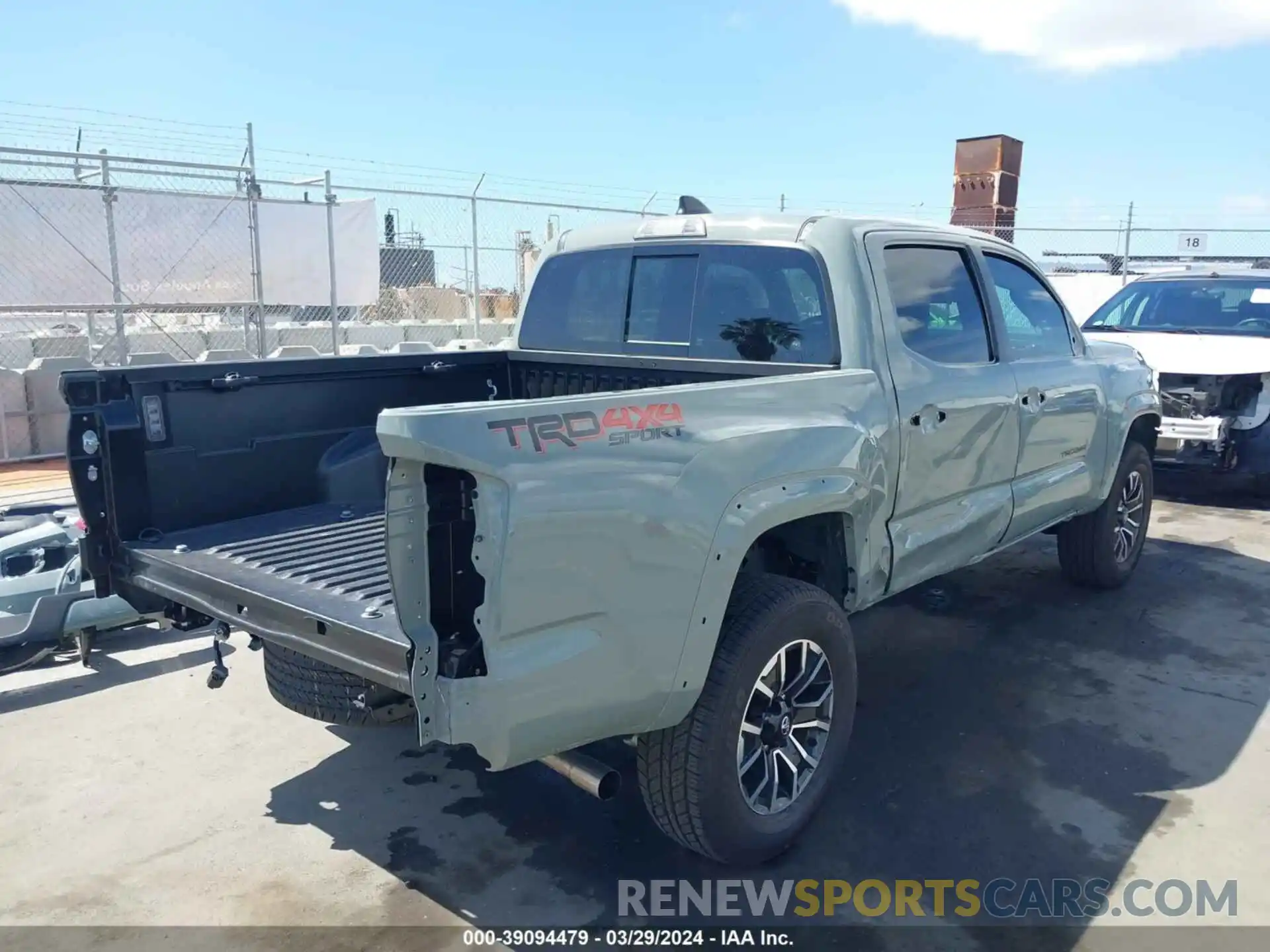 4 Photograph of a damaged car 3TMCZ5AN3PM627602 TOYOTA TACOMA 2023