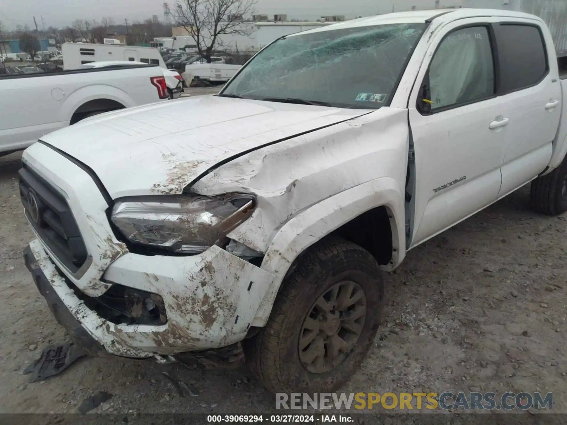 18 Photograph of a damaged car 3TMCZ5AN3PM652712 TOYOTA TACOMA 2023