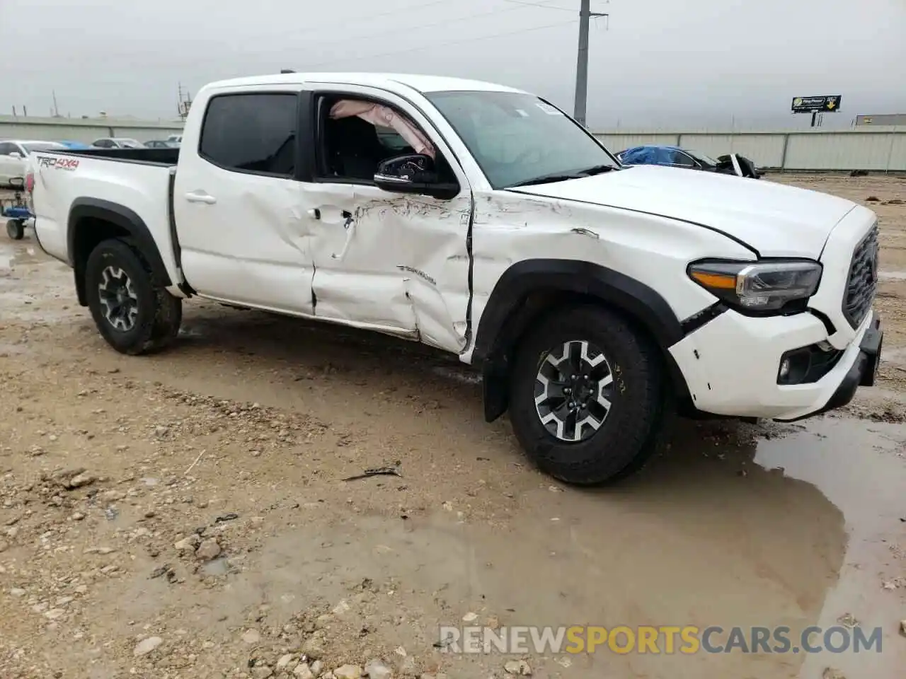 4 Photograph of a damaged car 3TMCZ5AN6PM552622 TOYOTA TACOMA 2023