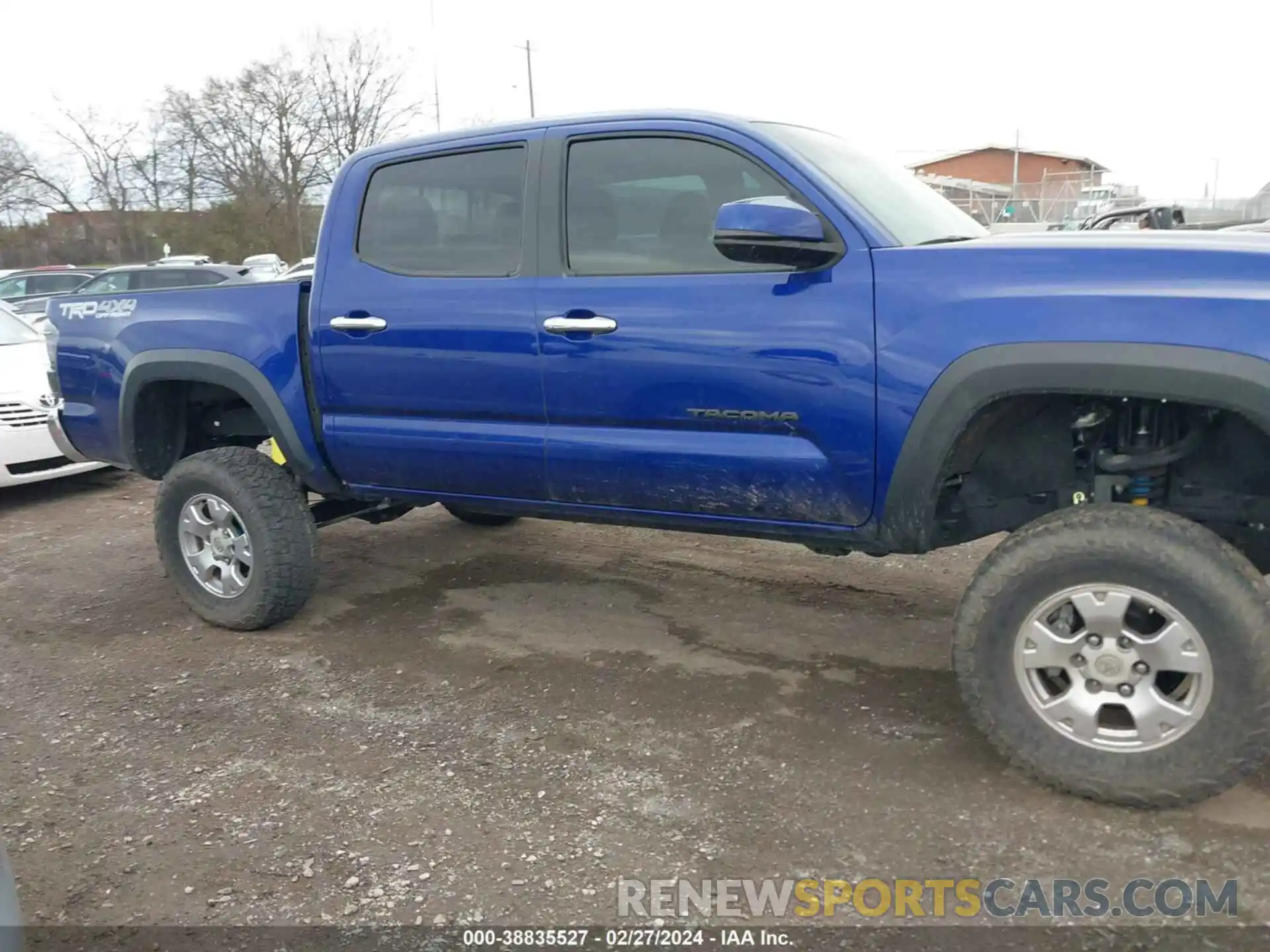 13 Photograph of a damaged car 3TMCZ5AN7PM576721 TOYOTA TACOMA 2023