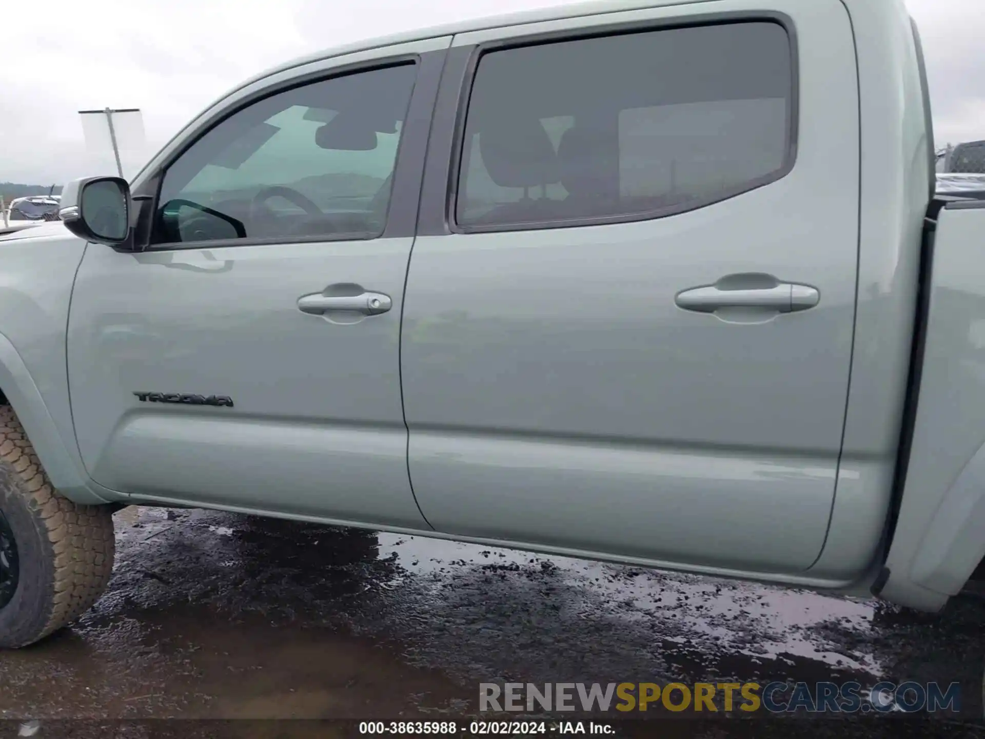 15 Photograph of a damaged car 3TMCZ5AN7PM579263 TOYOTA TACOMA 2023