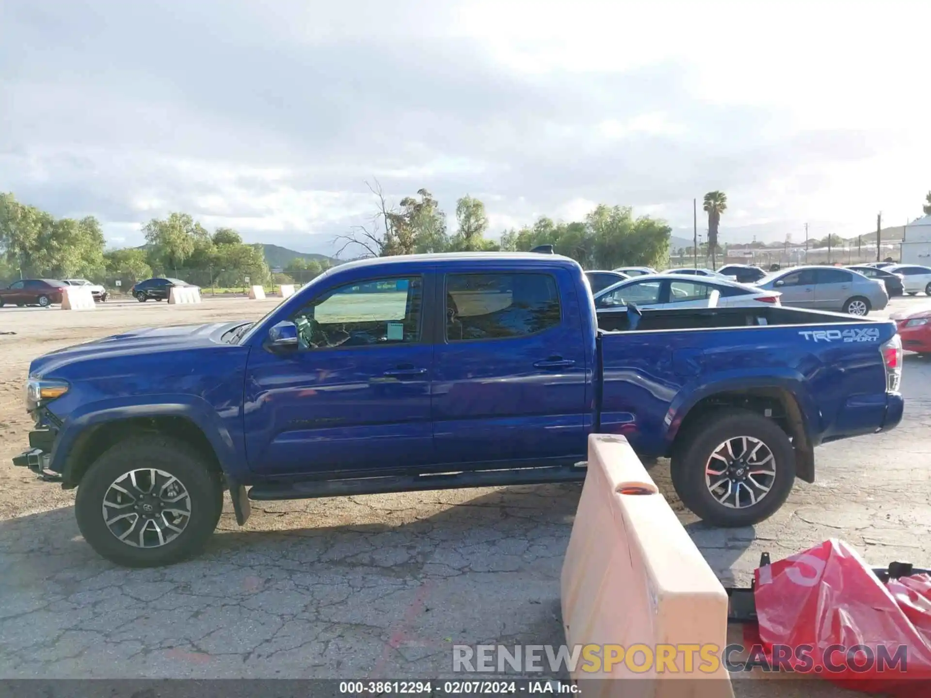 15 Photograph of a damaged car 3TMDZ5BN0PM166037 TOYOTA TACOMA 2023