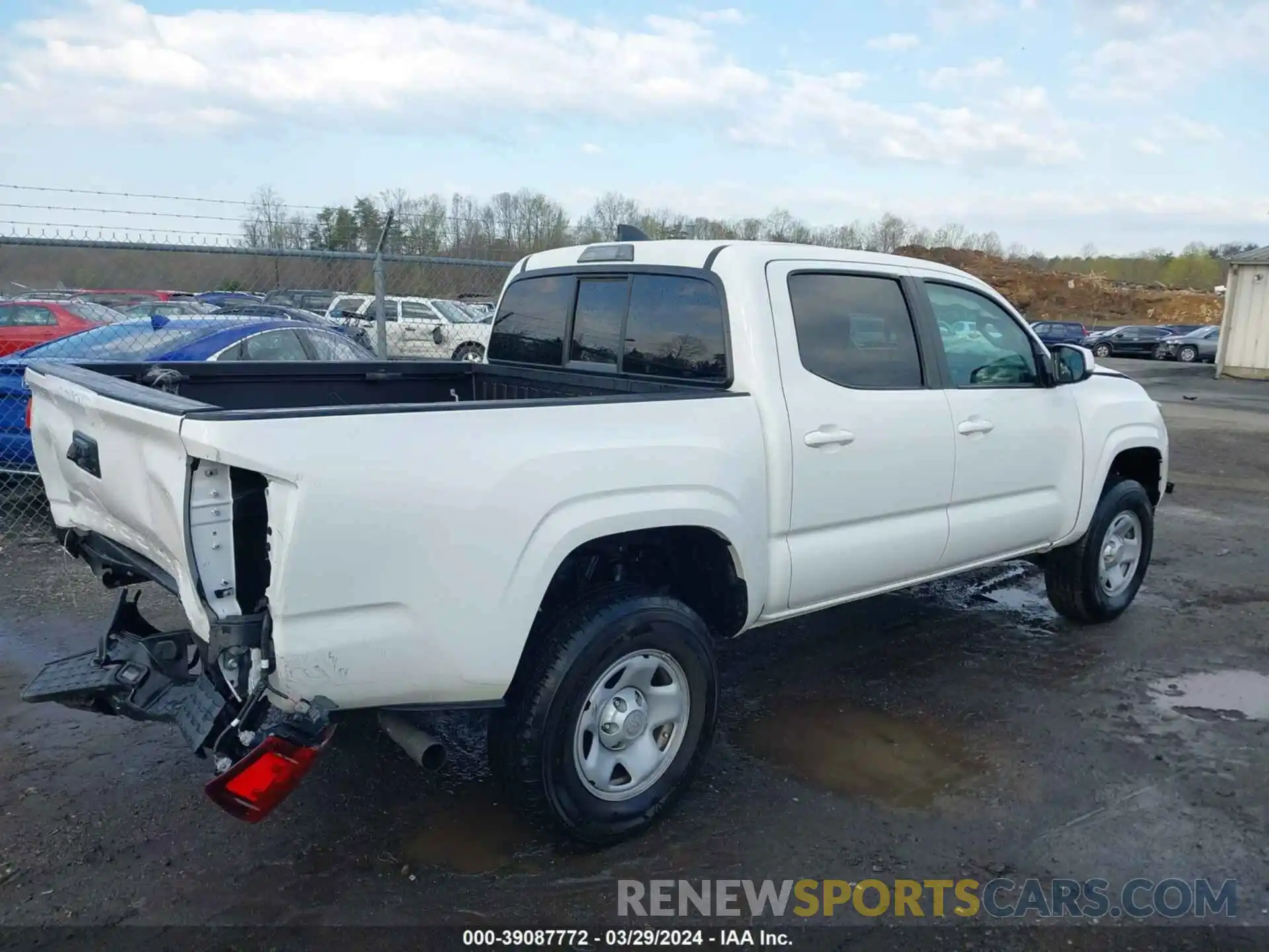 4 Photograph of a damaged car 3TYAX5GN6PT076042 TOYOTA TACOMA 2023