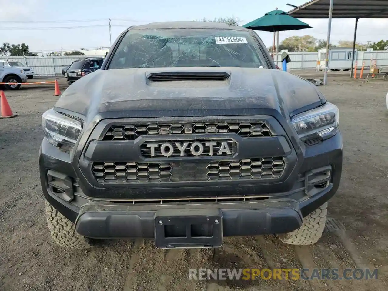 5 Photograph of a damaged car 3TYCZ5AN0PT164726 TOYOTA TACOMA 2023