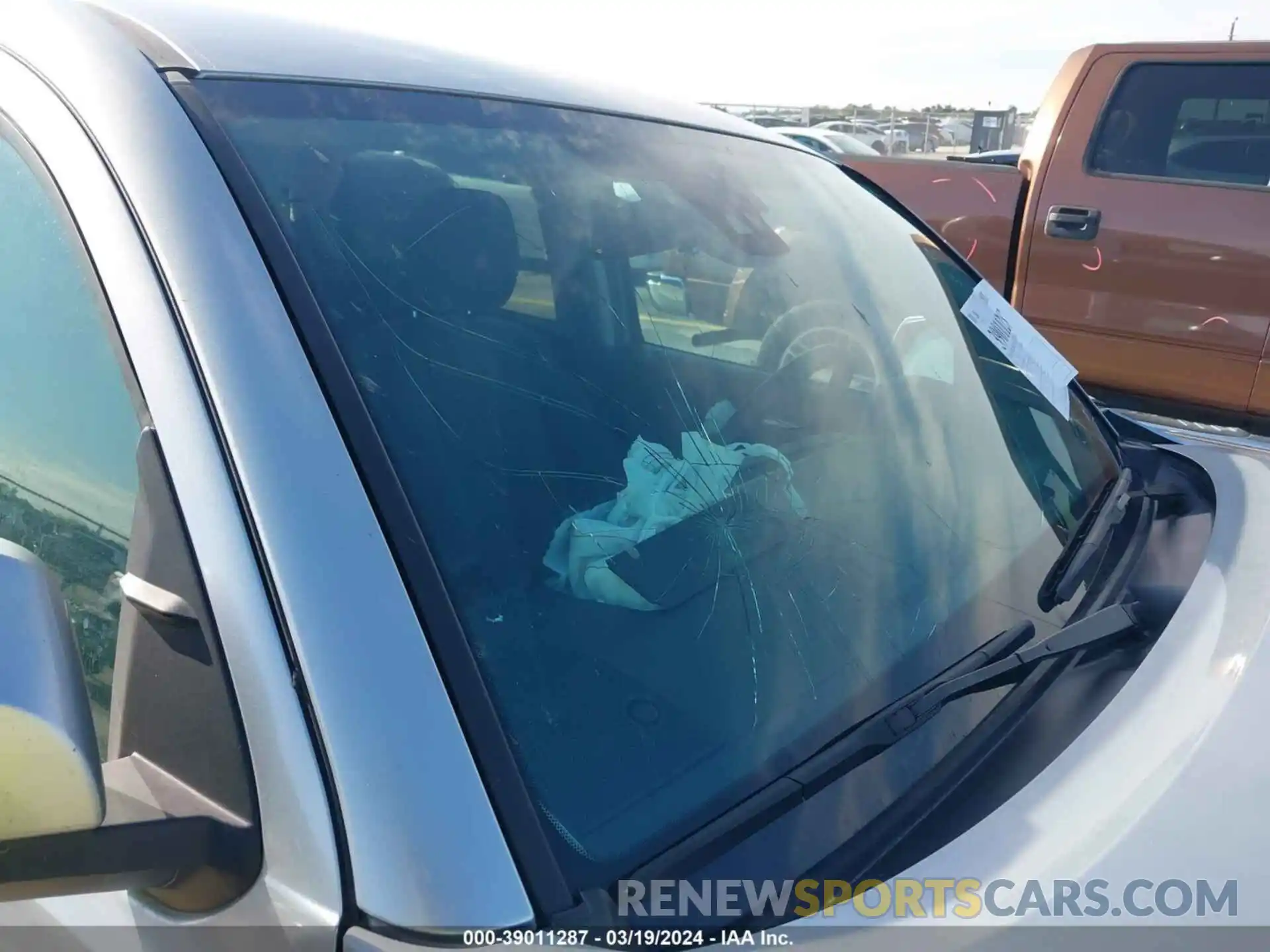 19 Photograph of a damaged car 3TYCZ5AN8PT148614 TOYOTA TACOMA 2023