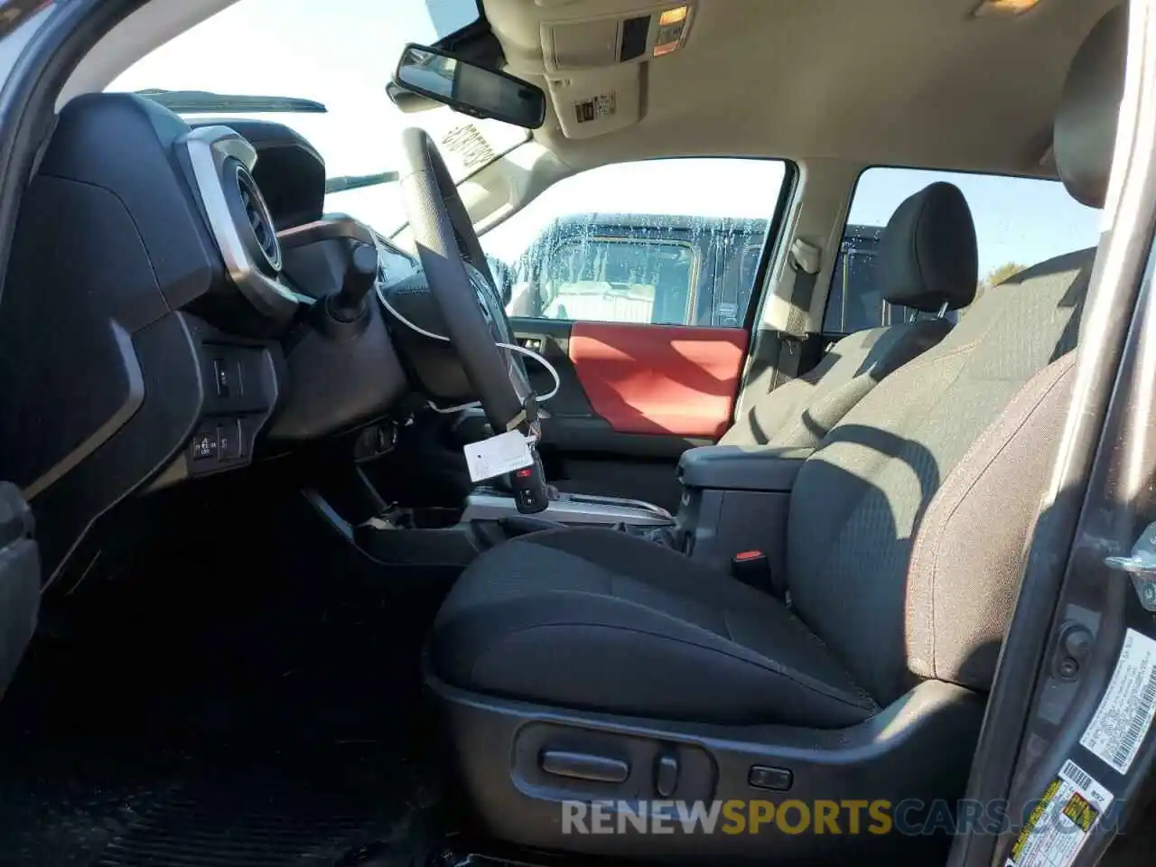 7 Photograph of a damaged car 3TYDZ5BNXPT026274 TOYOTA TACOMA 2023