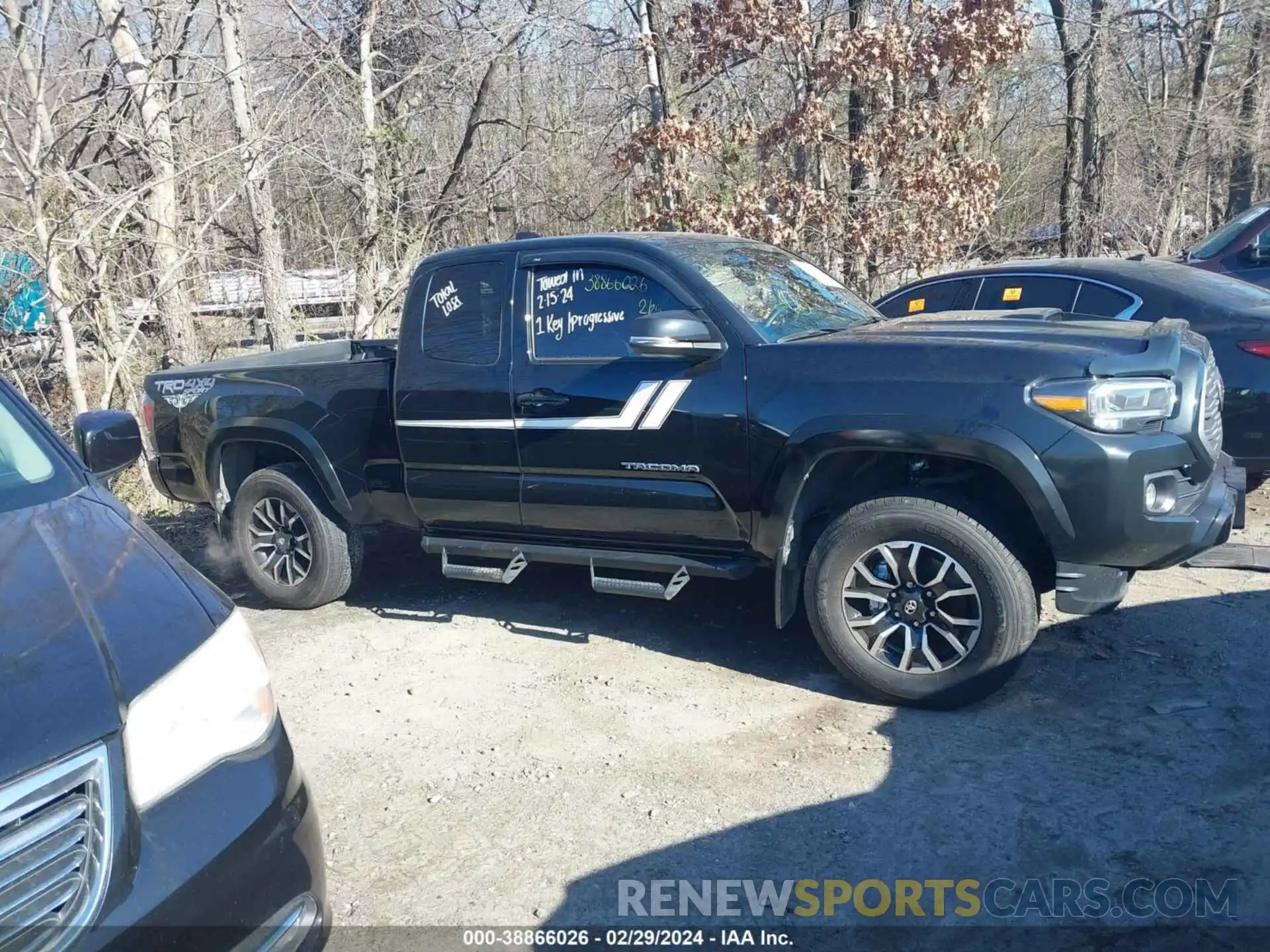 13 Photograph of a damaged car 3TYSZ5AN2PT154713 TOYOTA TACOMA 2023